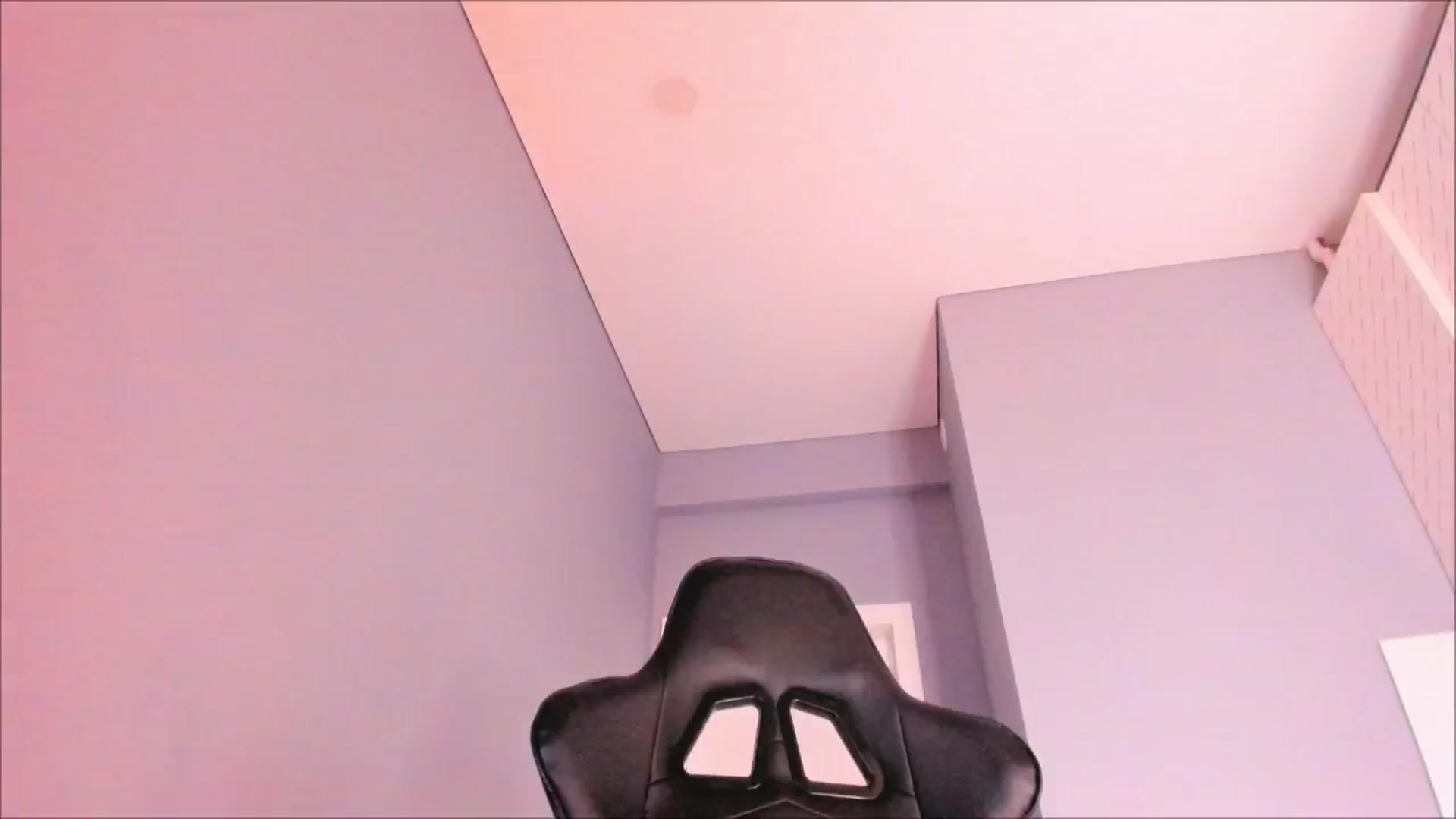 Gallery image thumbnail from Didi_kawaii's myfreecams stream on, 10/06/2024, 01:07 image 7 of 20