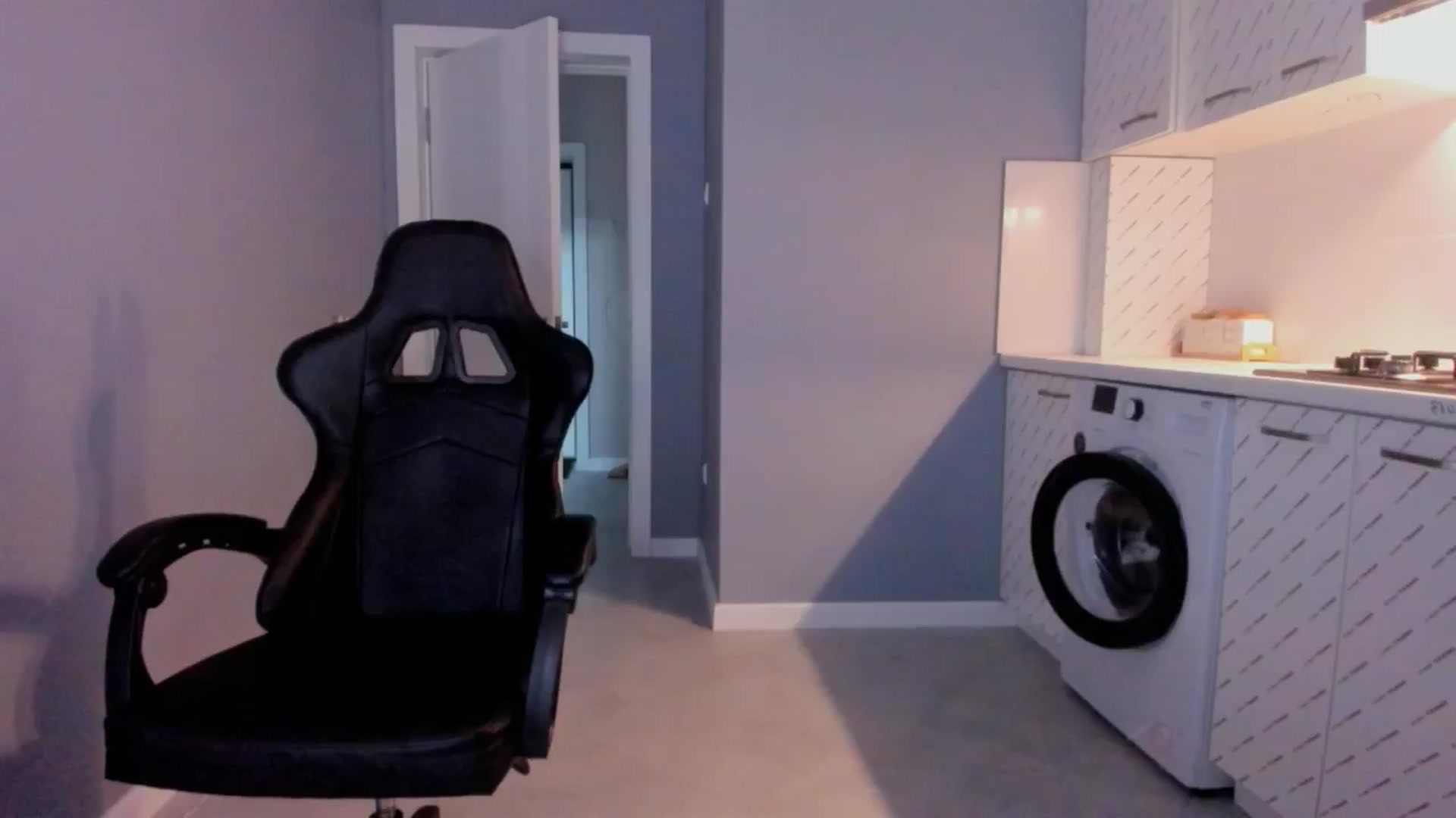 Gallery image thumbnail from Didi_kawaii's myfreecams stream on, 10/08/2024, 19:33 image 11 of 20