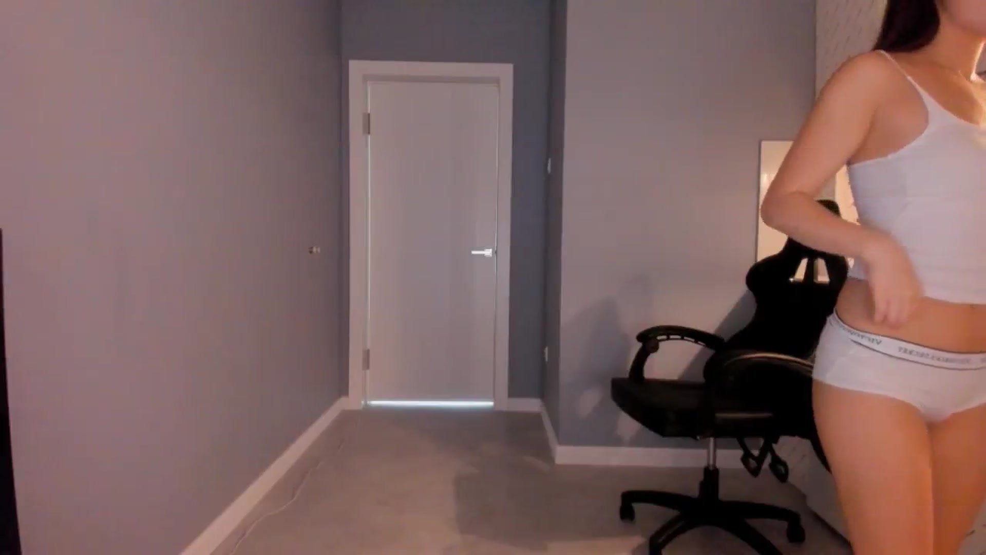 Gallery image thumbnail from Didi_kawaii's myfreecams stream on, 10/09/2024, 19:03 image 14 of 20