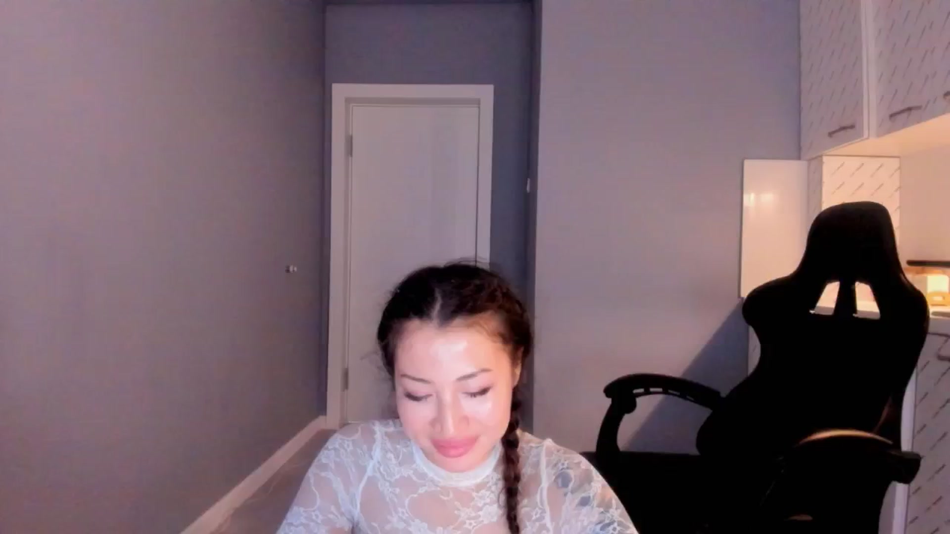 Gallery image thumbnail from Didi_kawaii's myfreecams stream on, 10/27/2024, 05:54 image 17 of 20