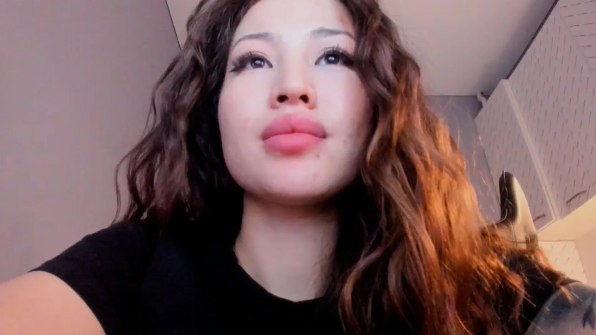 Gallery image thumbnail from Didi_kawaii's myfreecams stream on, 10/28/2024, 23:47 image 5 of 20