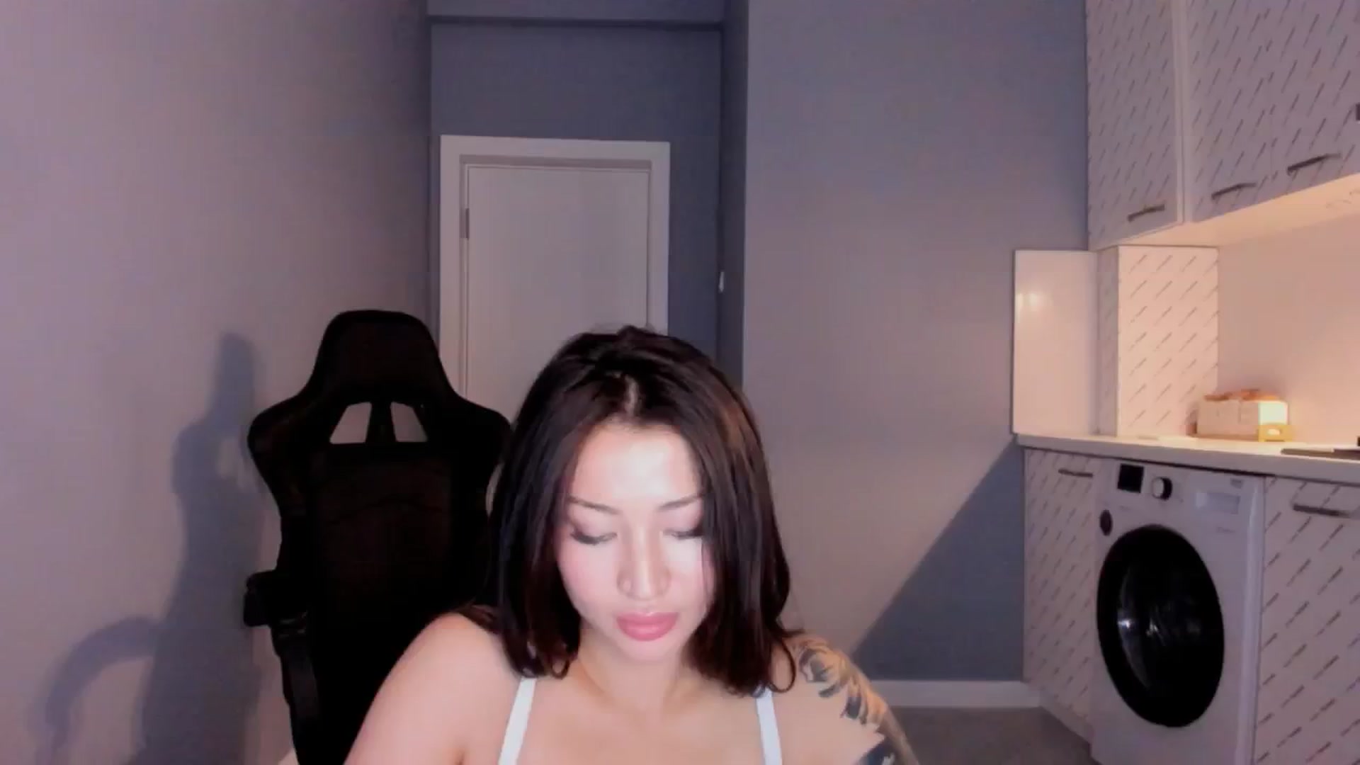 Gallery image thumbnail from Didi_kawaii's myfreecams stream on, 10/30/2024, 20:14 image 3 of 20