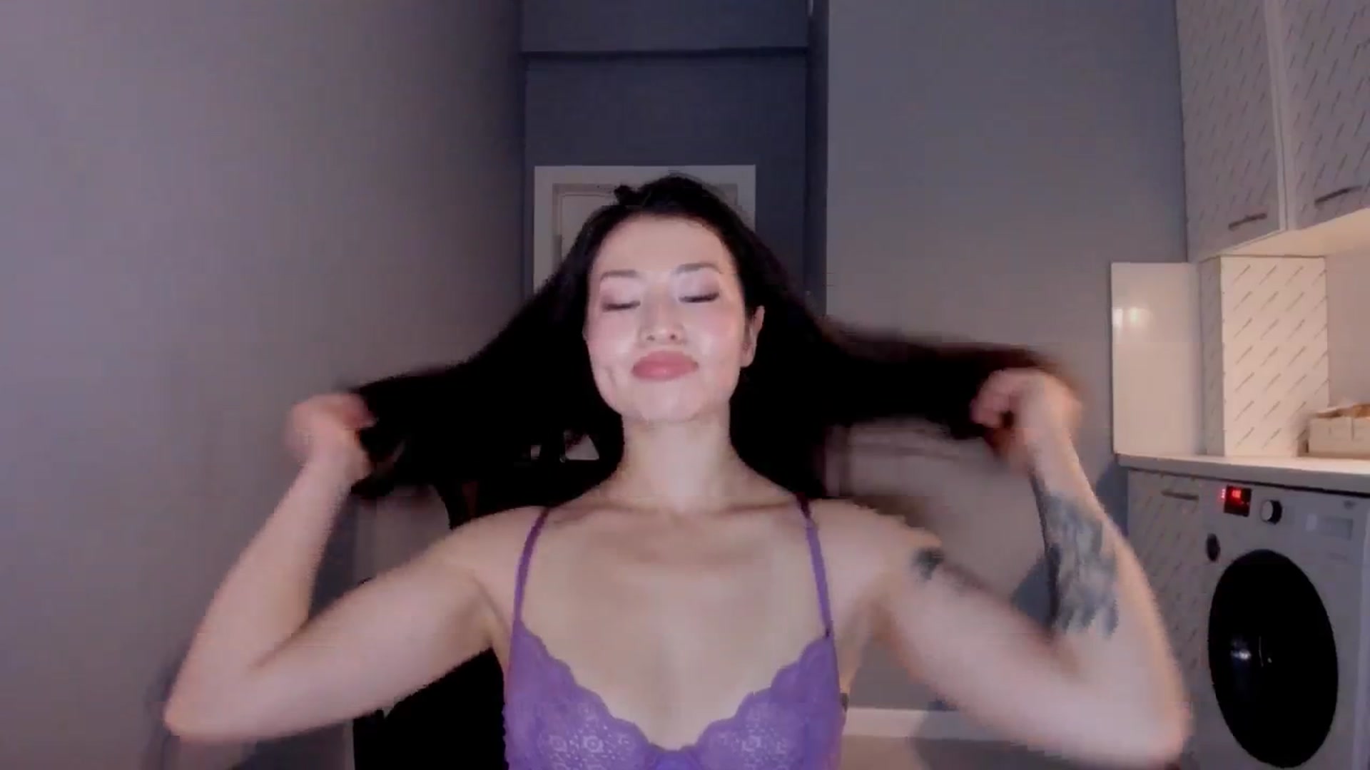 Gallery image thumbnail from Didi_kawaii's myfreecams stream on, 11/04/2024, 18:10 image 17 of 20