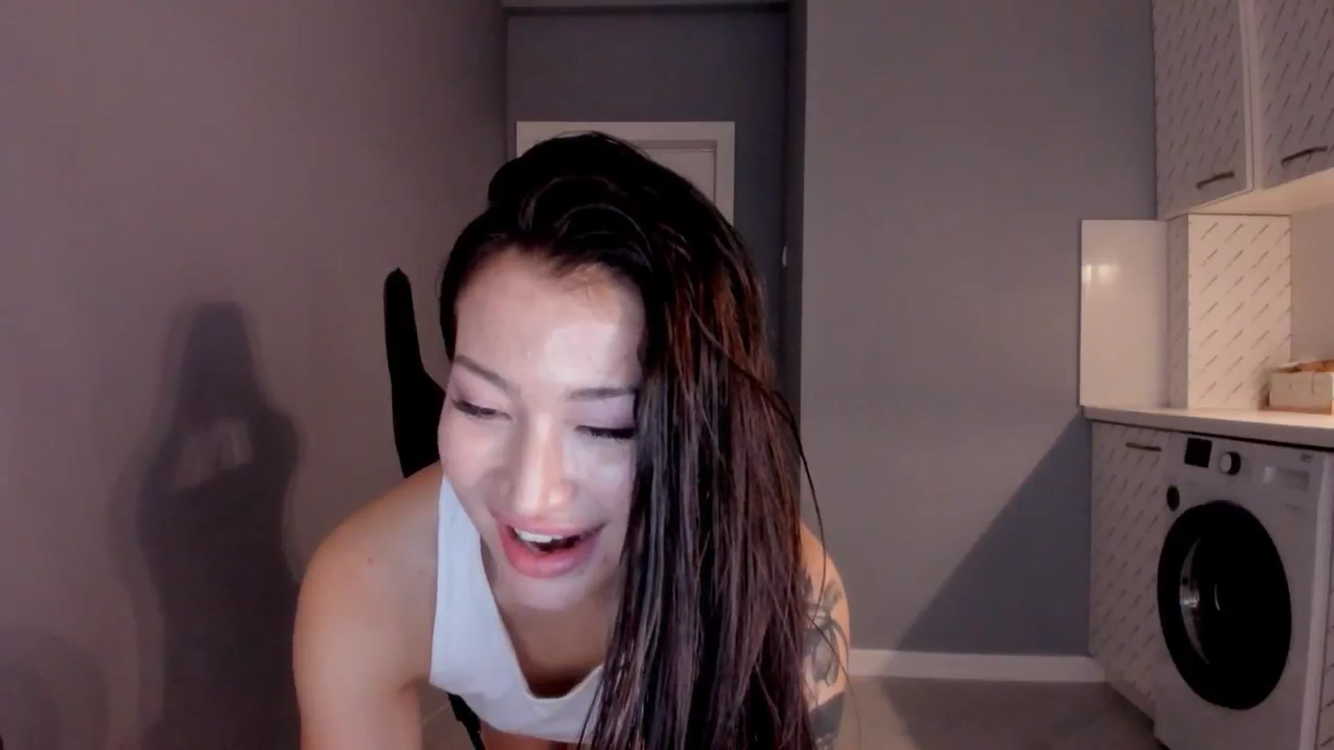 Gallery image thumbnail from Didi_kawaii's myfreecams stream on, 11/05/2024, 24:15 image 14 of 20