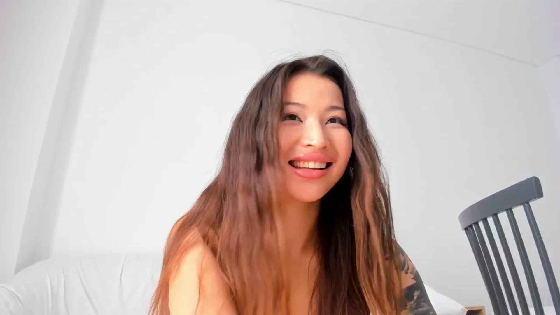 Gallery image thumbnail from Didi_kawaii's myfreecams stream on, 12/04/2024, 01:46 image 8 of 20