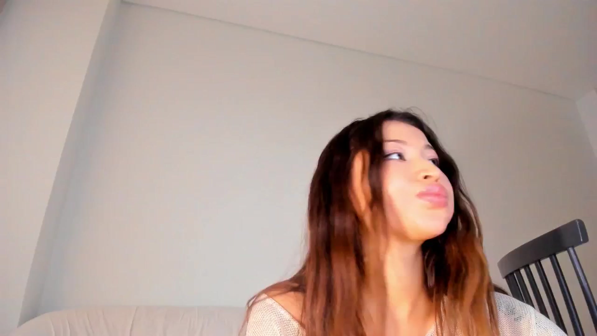 Gallery image thumbnail from Didi_kawaii's myfreecams stream on, 12/04/2024, 01:46 image 4 of 20