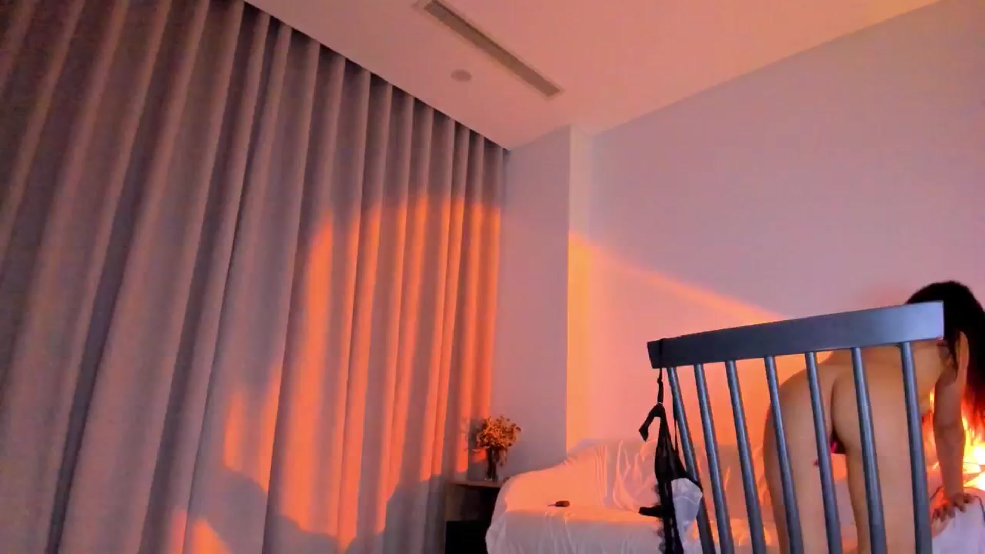 Gallery image thumbnail from Didi_kawaii's myfreecams stream on, 12/23/2024, 15:01 image 14 of 20