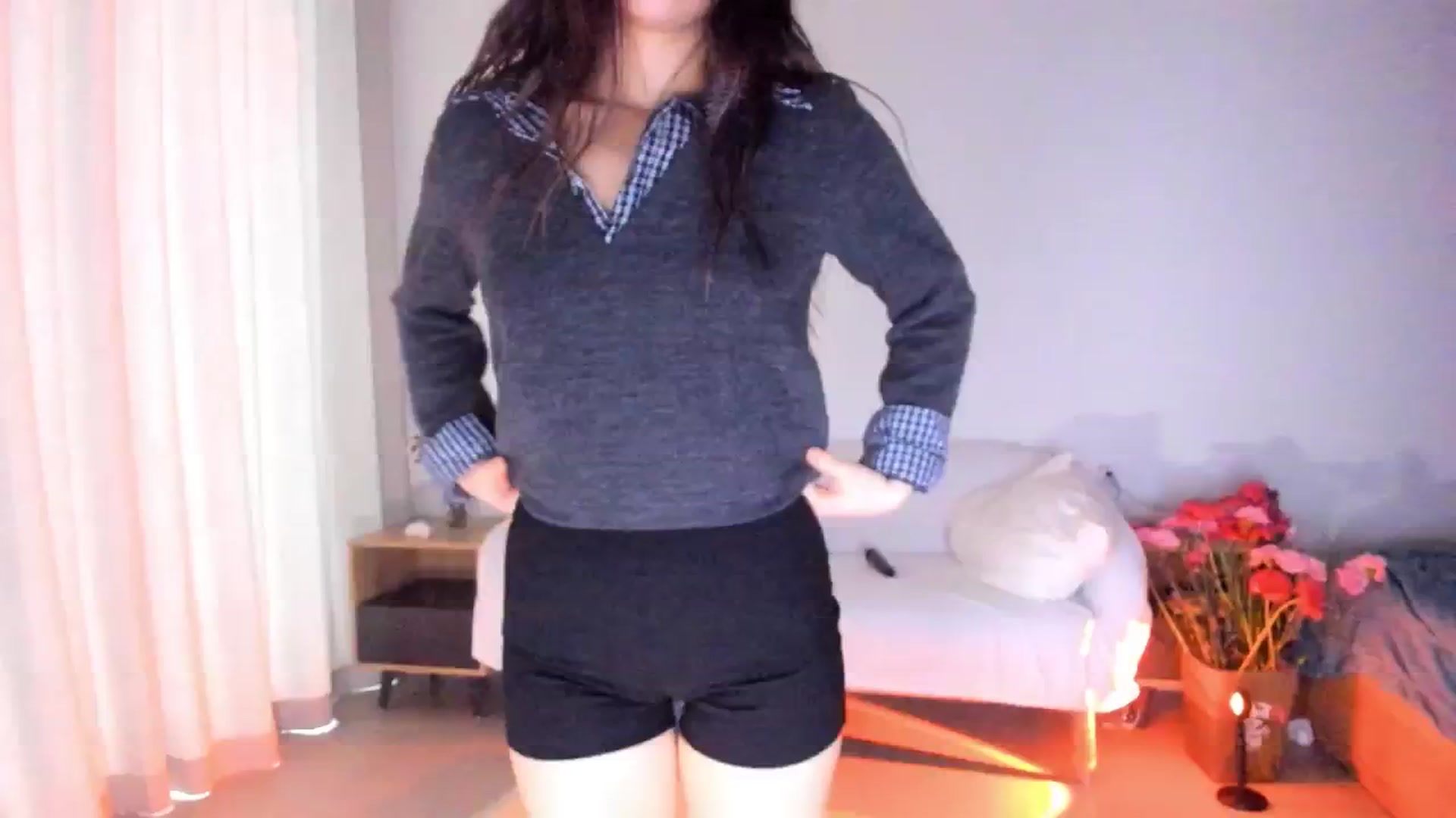Gallery image thumbnail from Didi_kawaii's myfreecams stream on, 12/27/2024, 04:53 image 19 of 20