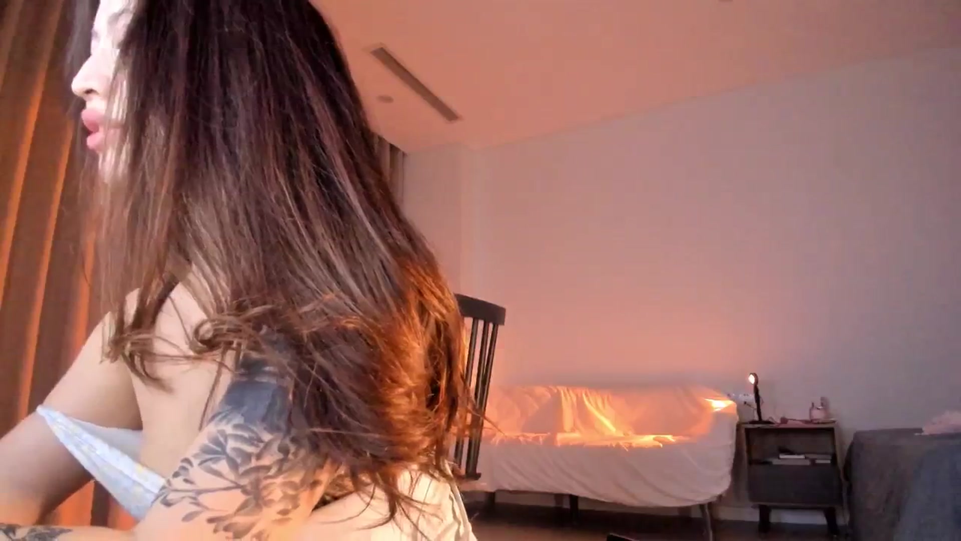 Gallery image thumbnail from Didi_kawaii's myfreecams stream on, 01/01/2025, 12:42 image 10 of 20