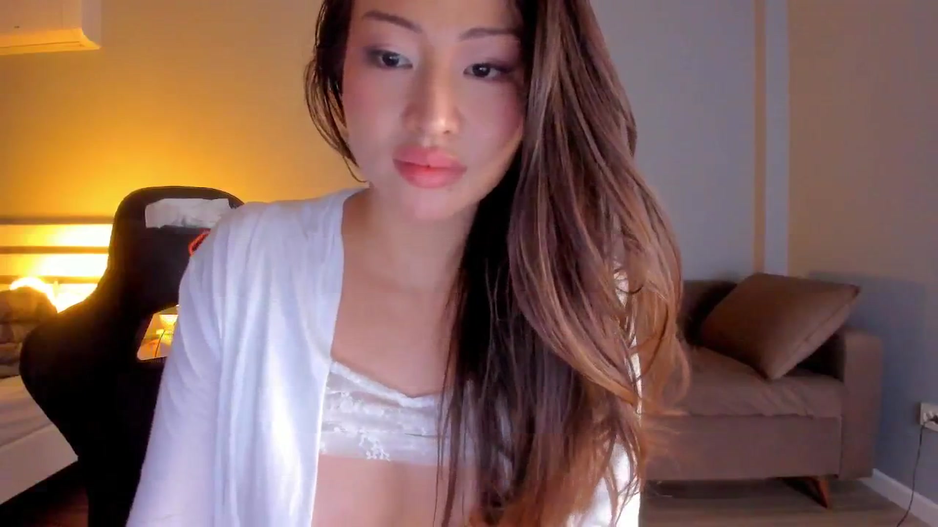 Gallery image thumbnail from Didi_kawaii's myfreecams stream on, 03/20/2025, 19:33 image 15 of 20