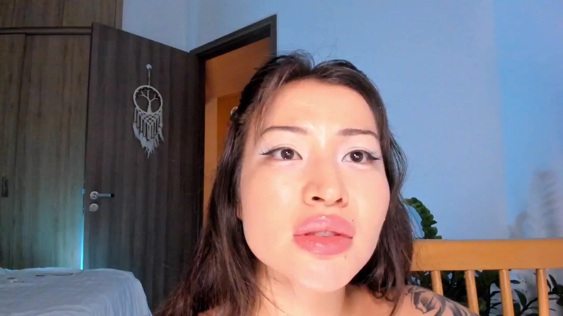 Gallery image thumbnail from Didi_kawaii's myfreecams stream on, 06/16/2025, 18:24 image 16 of 20