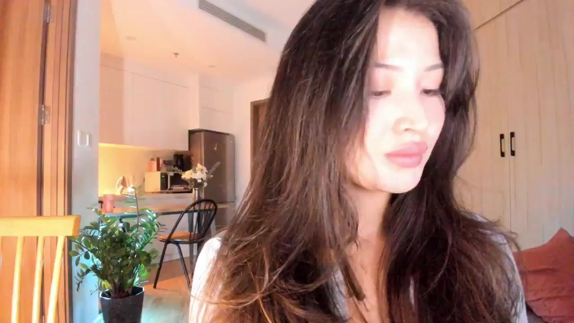 Gallery image thumbnail from Didi_kawaii's myfreecams stream on, 07/24/2025, 12:34 image 1 of 20