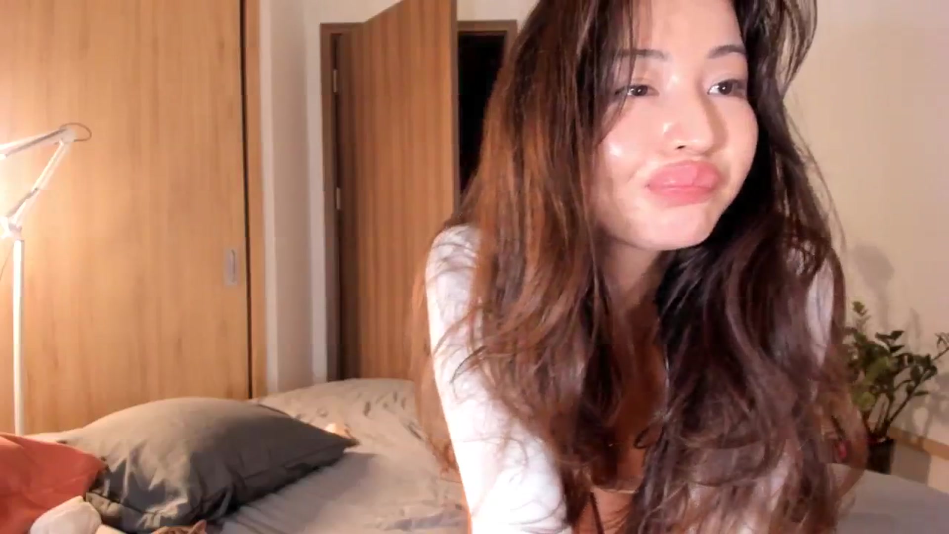 Gallery image thumbnail from Didi_kawaii's myfreecams stream on, 09/19/2025, 19:08 image 12 of 20