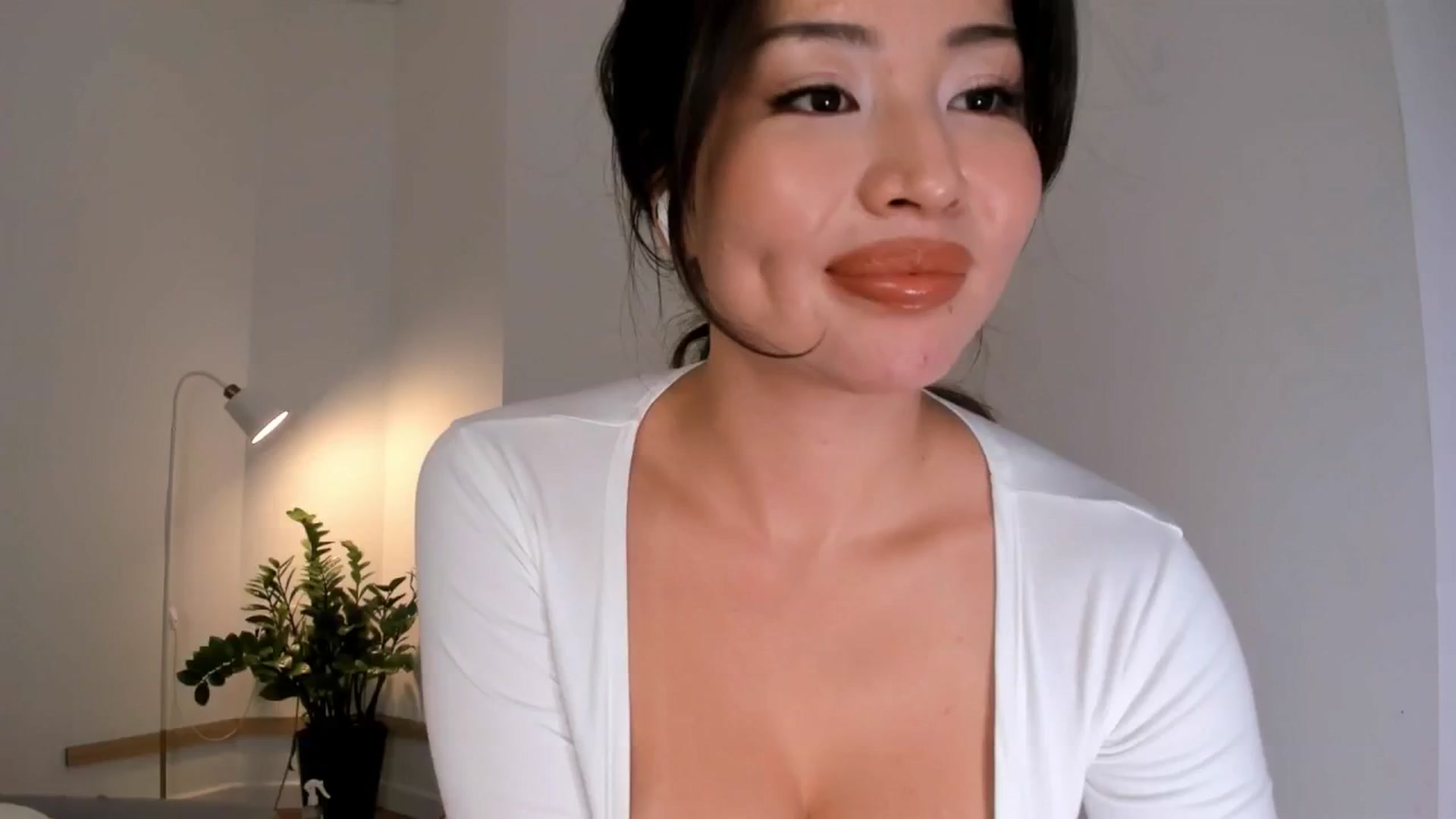 Gallery image thumbnail from Didi_kawaii's myfreecams stream on, 10/09/2025, 21:29 image 1 of 20