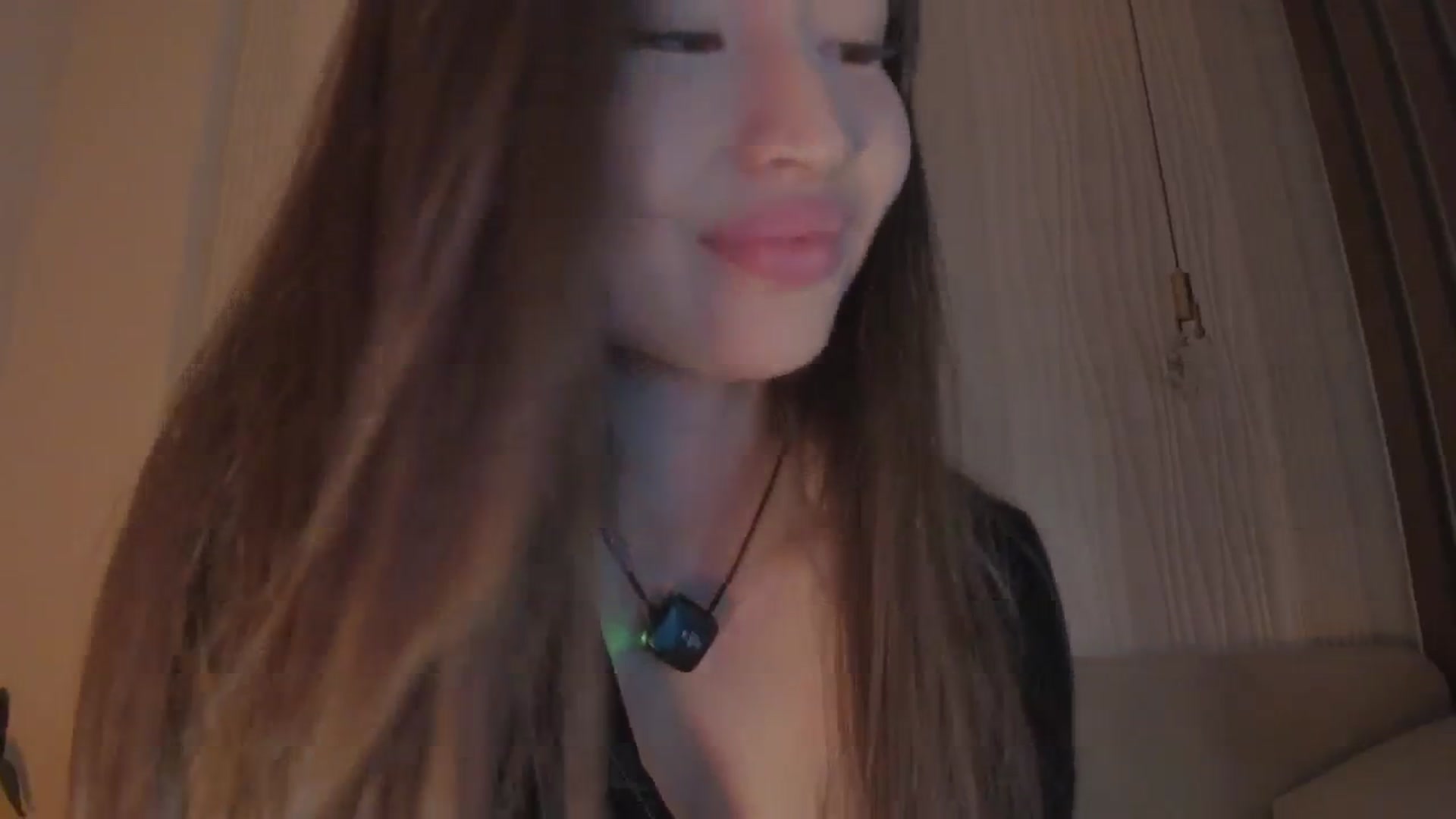 Gallery image thumbnail from Didi_kawaii's myfreecams stream on, 04/15/2026, 20:20 image 17 of 20