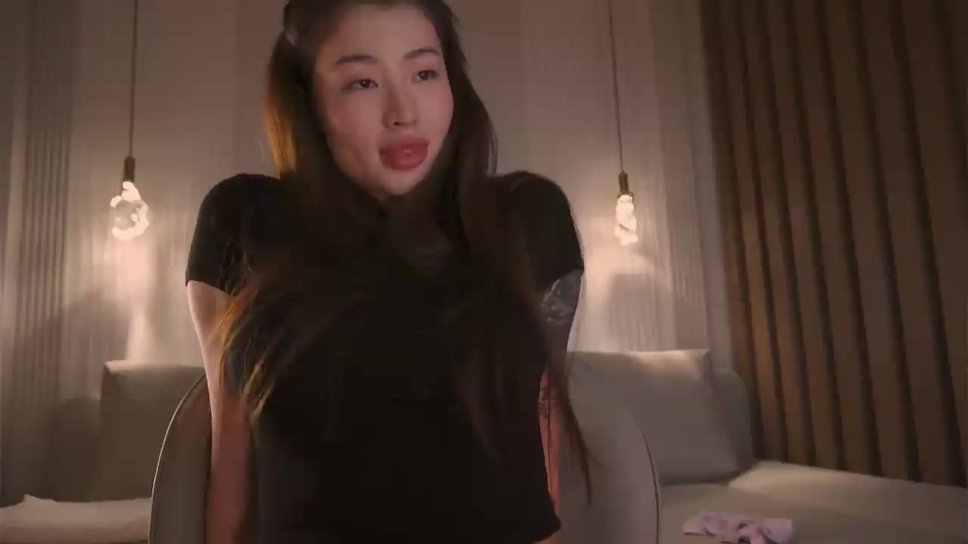 Gallery image thumbnail from Didi_kawaii's myfreecams stream on, 08/01/2026, 20:08 image 1 of 20