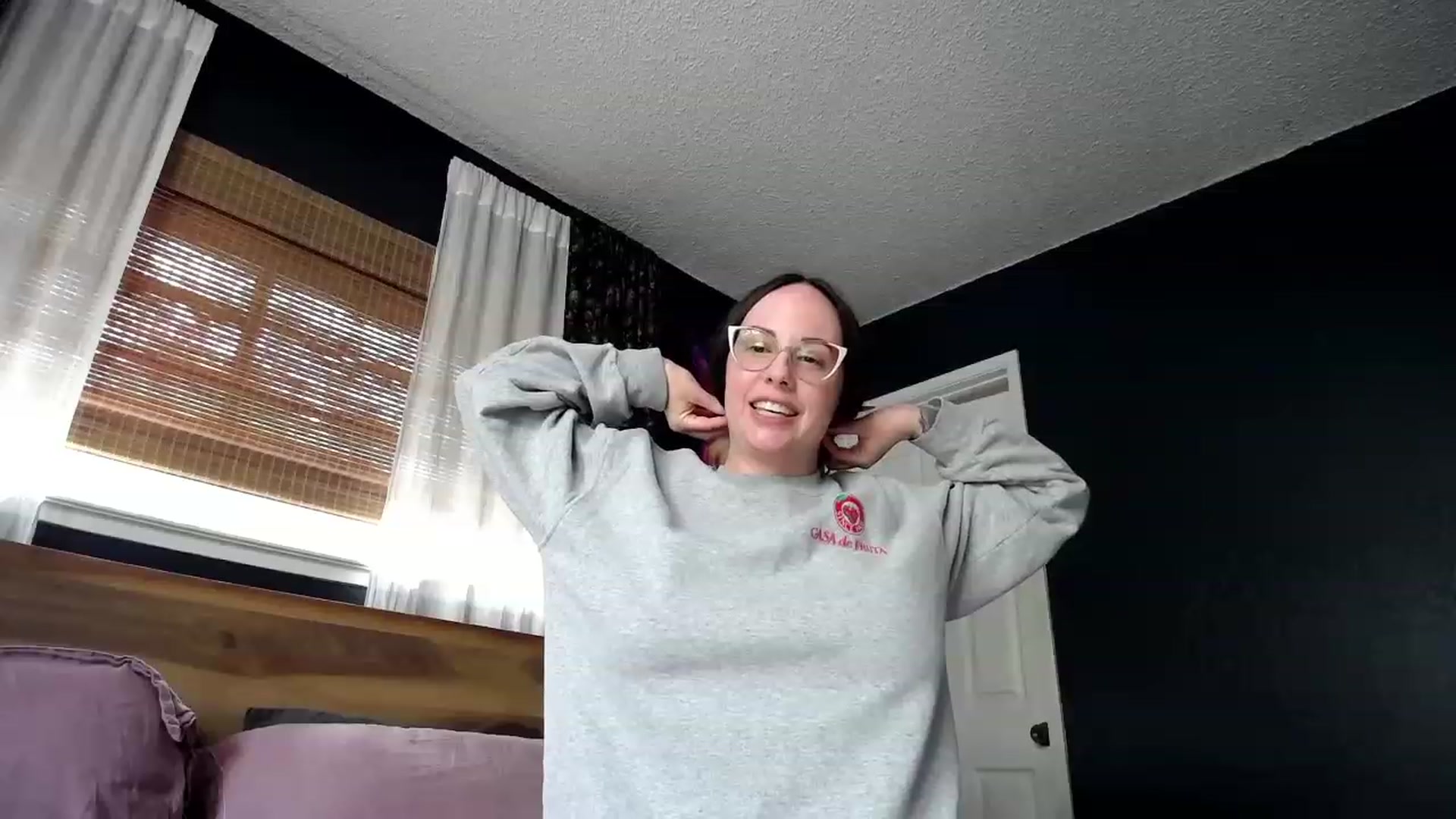 Gallery image thumbnail from DigitalLilitu's myfreecams stream on, 05/20/2023, 23:14 image 17 of 20