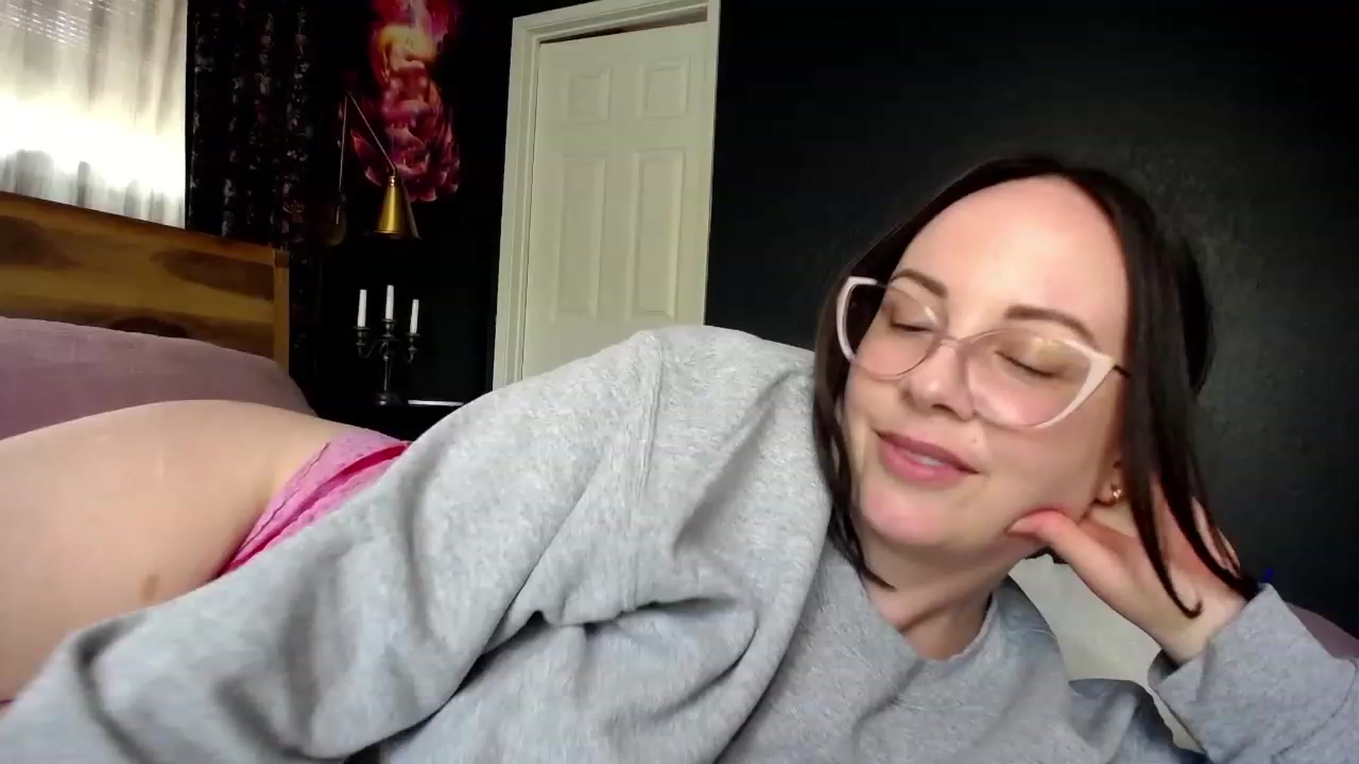 Gallery image thumbnail from DigitalLilitu's myfreecams stream on, 05/20/2023, 23:14 image 6 of 20