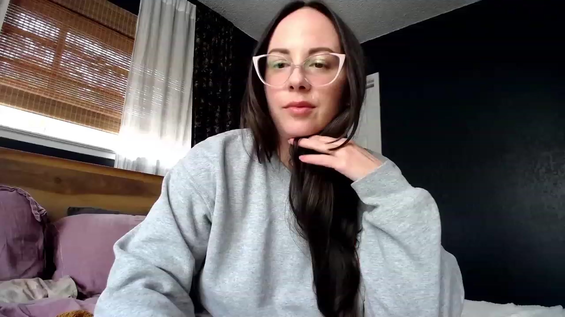 Gallery image thumbnail from DigitalLilitu's myfreecams stream on, 05/20/2023, 23:42 image 2 of 20