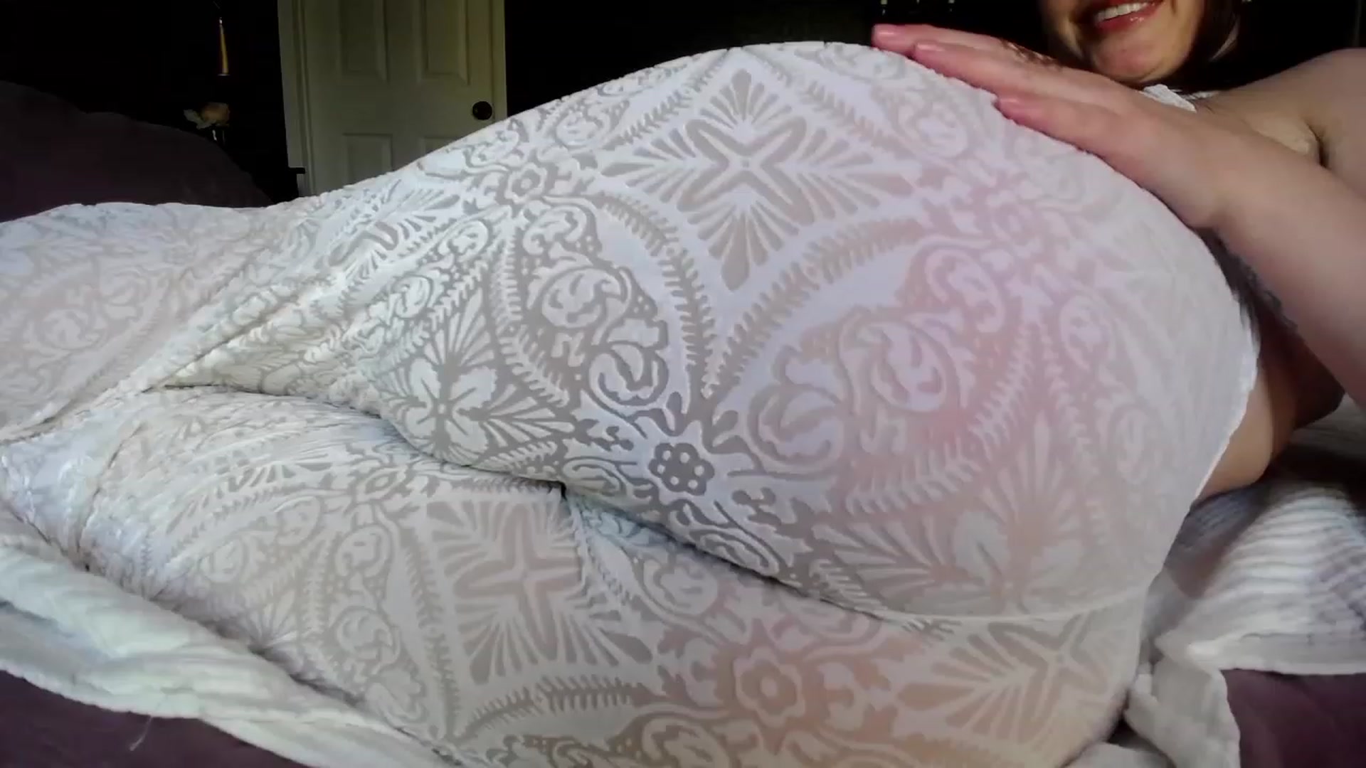 Gallery image thumbnail from DigitalLilitu's myfreecams stream on, 06/15/2023, 01:40 image 20 of 20