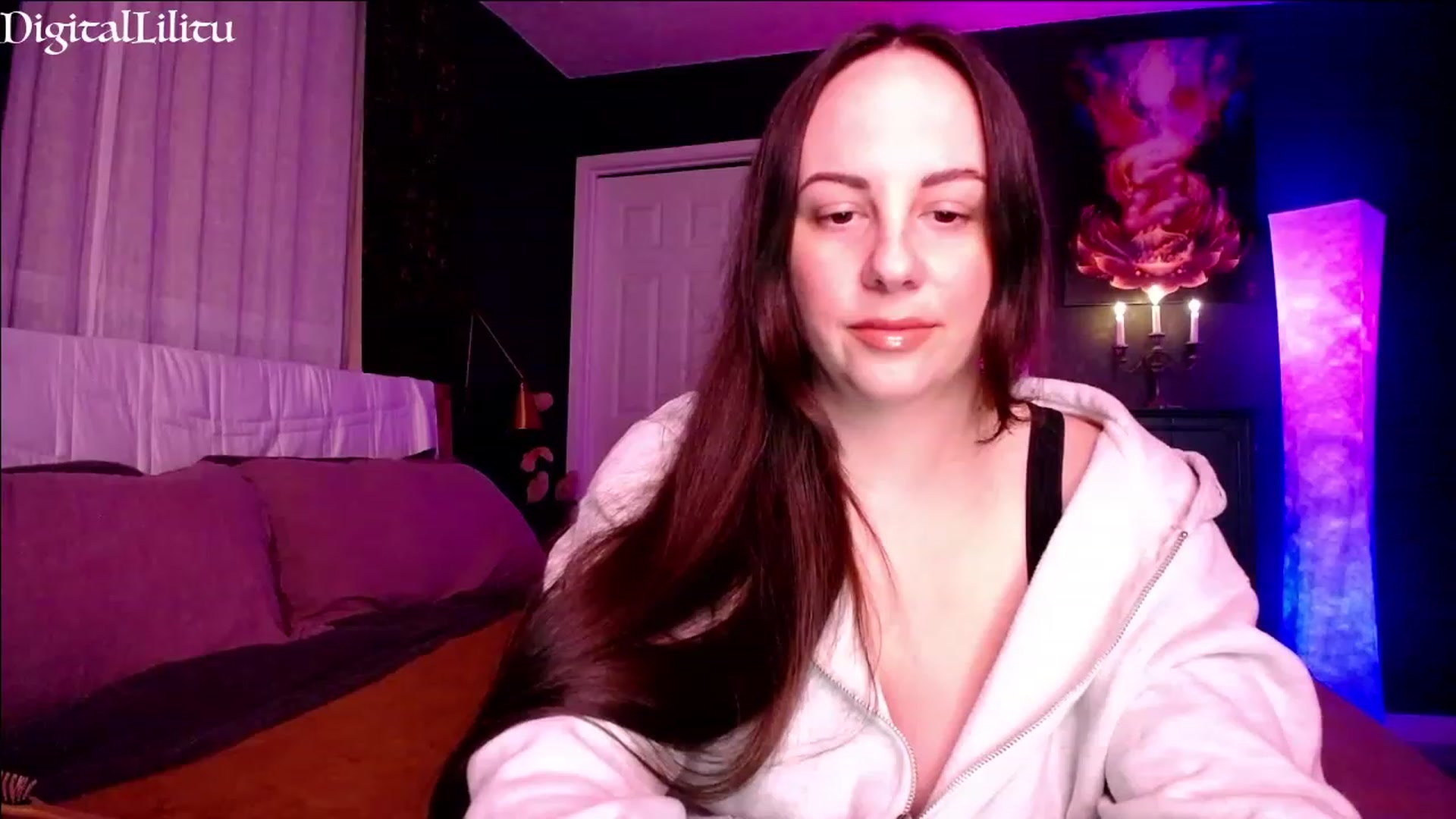 Gallery image thumbnail from DigitalLilitu's myfreecams stream on, 06/24/2023, 04:40 image 13 of 20