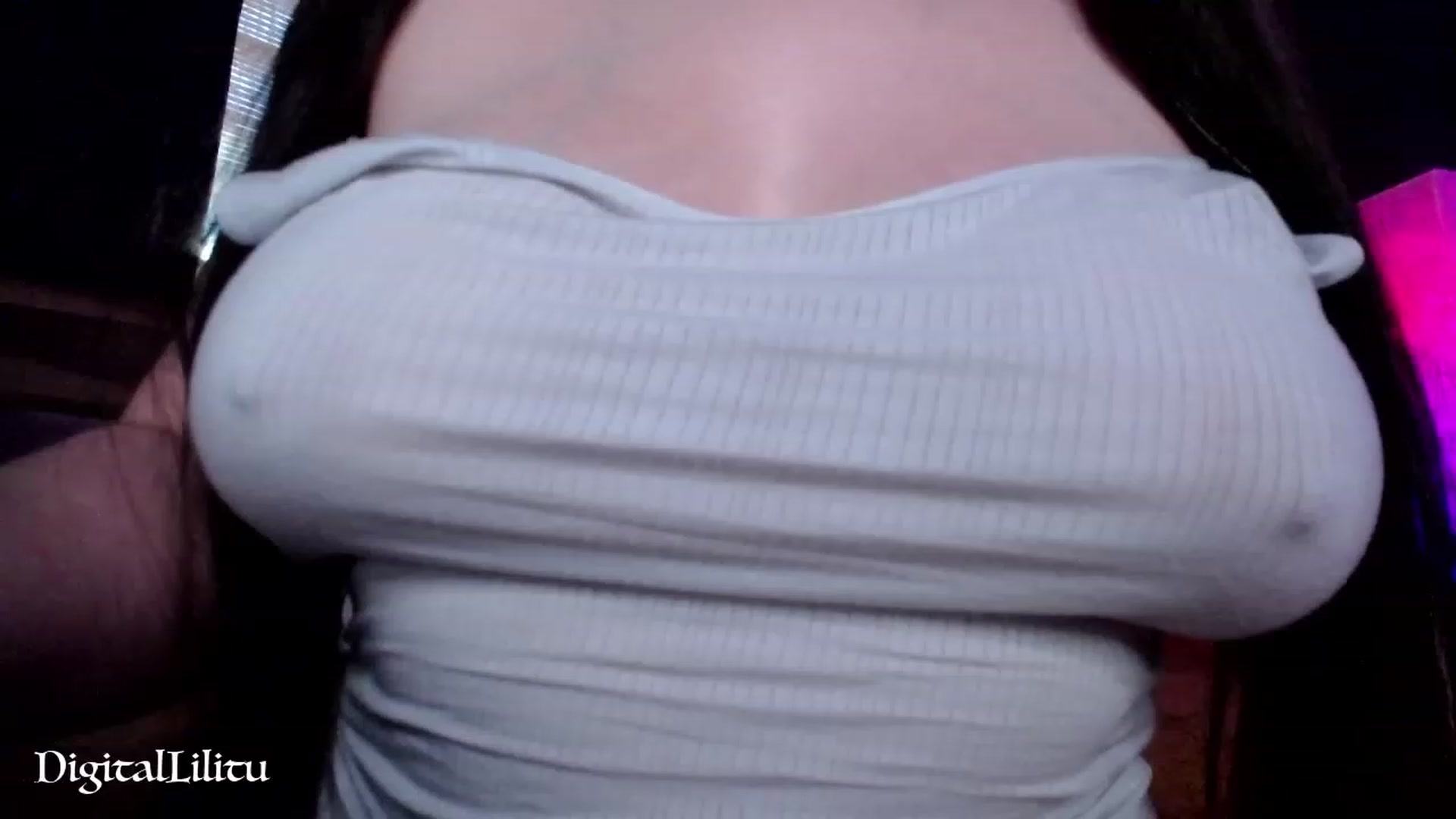 Gallery image thumbnail from DigitalLilitu's myfreecams stream on, 06/29/2023, 24:49 image 18 of 20