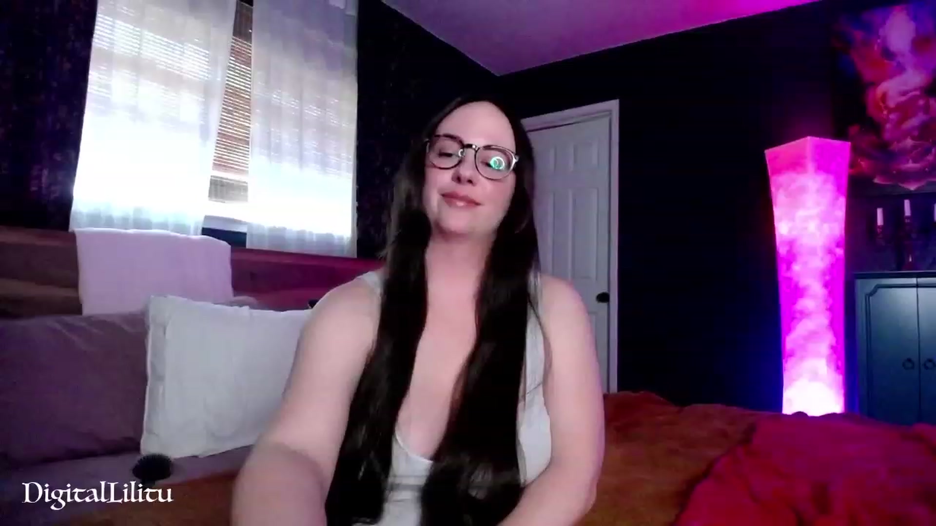 Gallery image thumbnail from DigitalLilitu's myfreecams stream on, 06/29/2023, 24:49 image 6 of 20