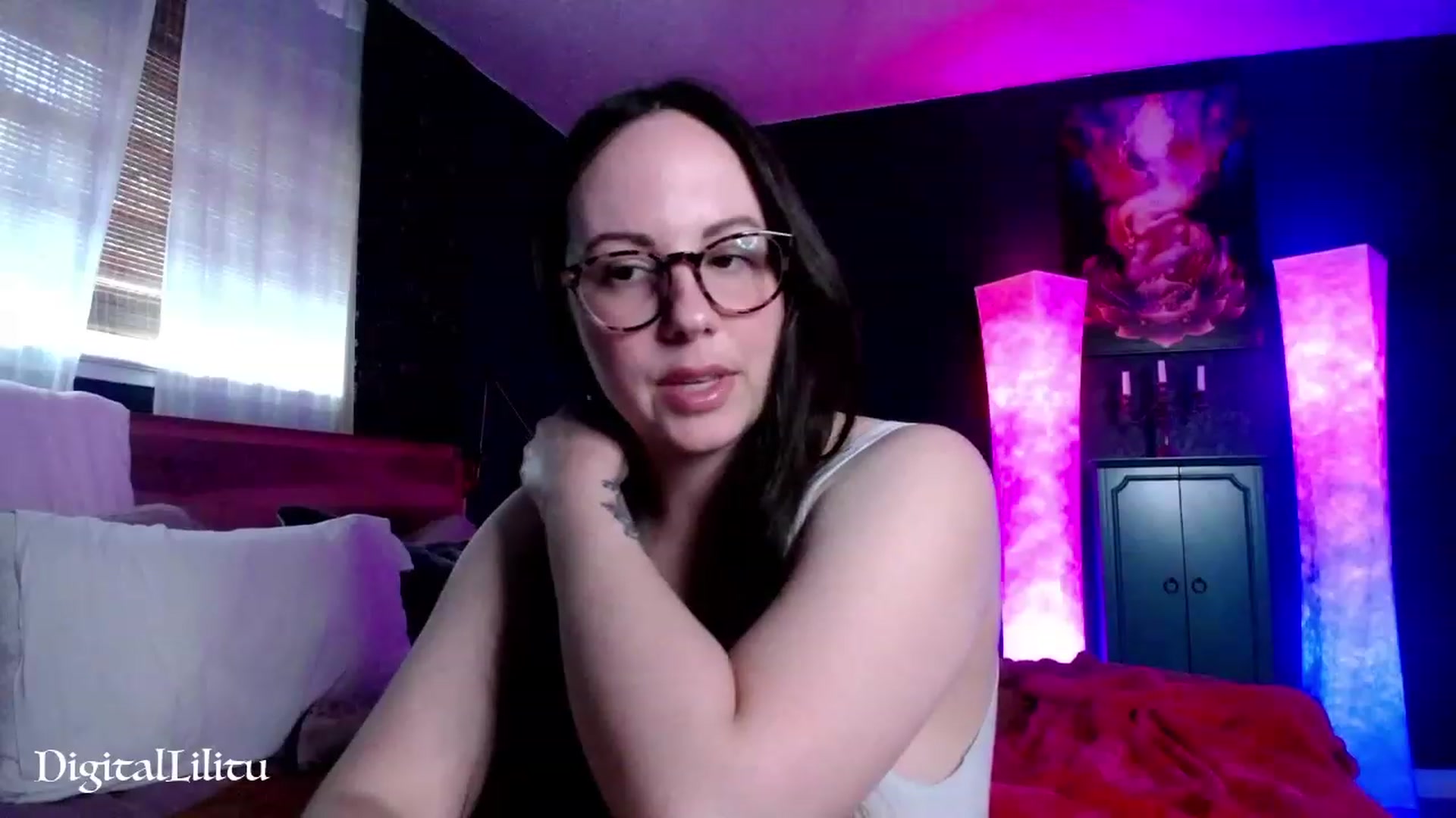 Gallery image thumbnail from DigitalLilitu's myfreecams stream on, 06/29/2023, 02:07 image 14 of 20