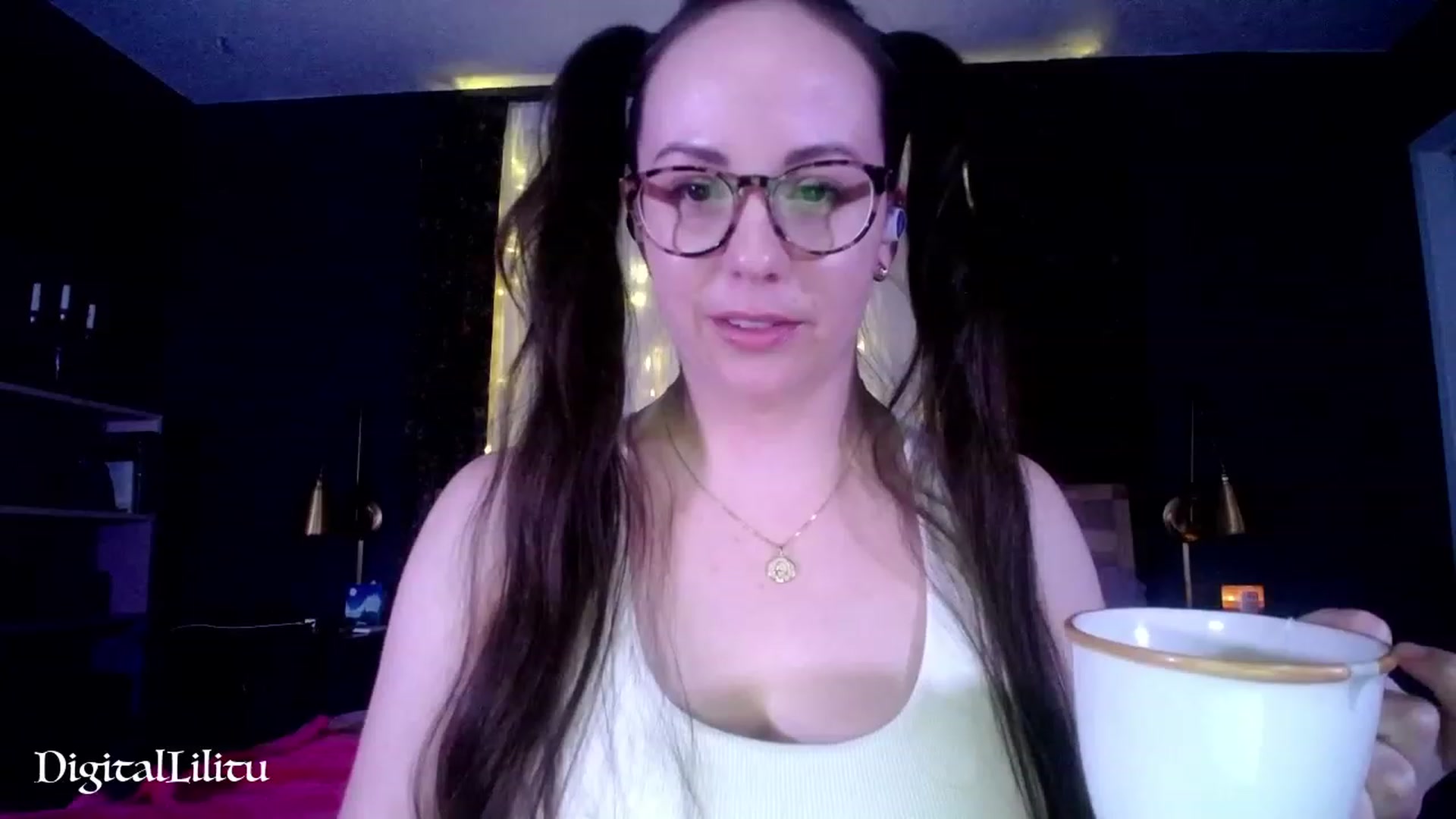 Gallery image thumbnail from DigitalLilitu's myfreecams stream on, 07/25/2023, 05:41 image 6 of 20