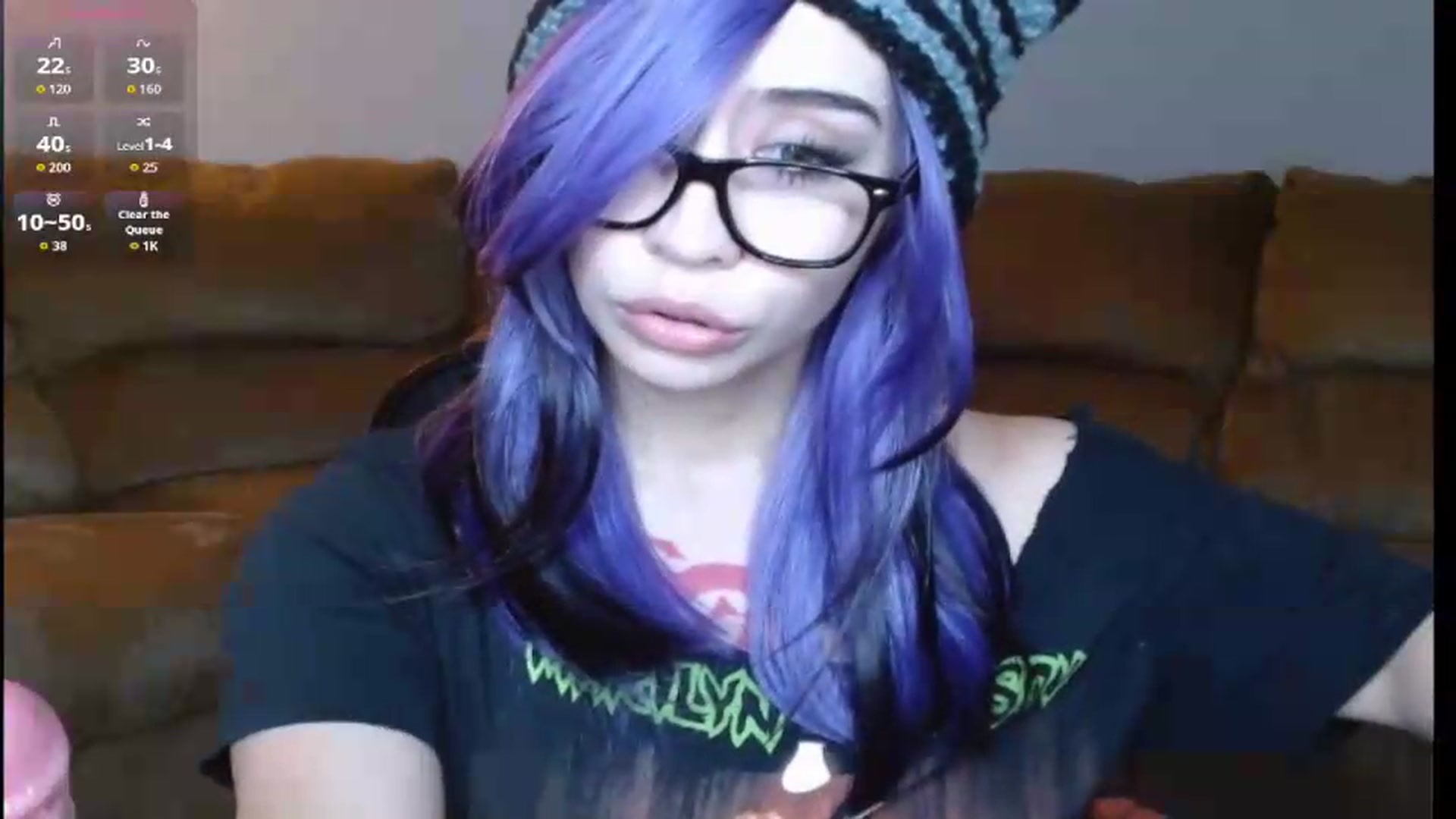 Gallery image thumbnail from Dilfhunter's myfreecams stream on, 07/09/2026, 17:24 image 7 of 20