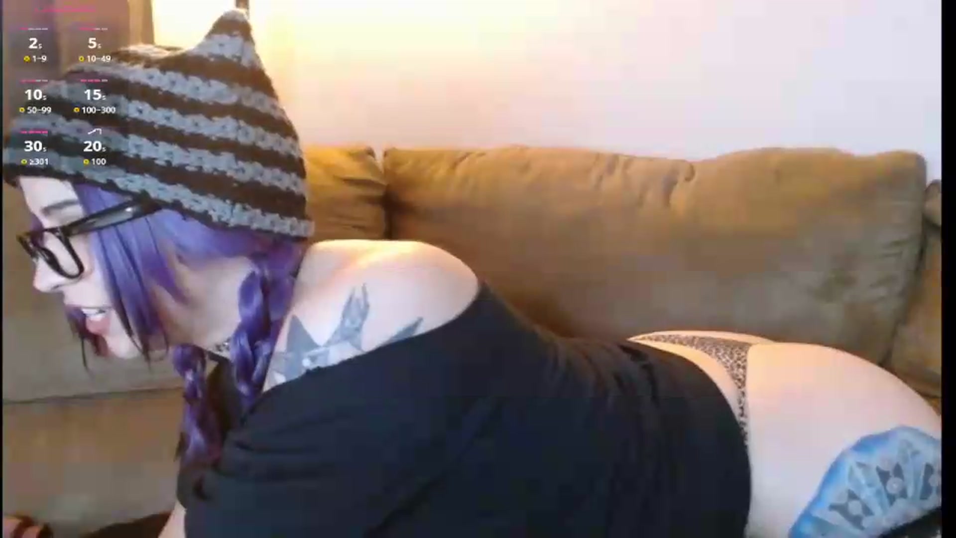 Gallery image thumbnail from Dilfhunter's myfreecams stream on, 07/12/2026, 18:25 image 12 of 20