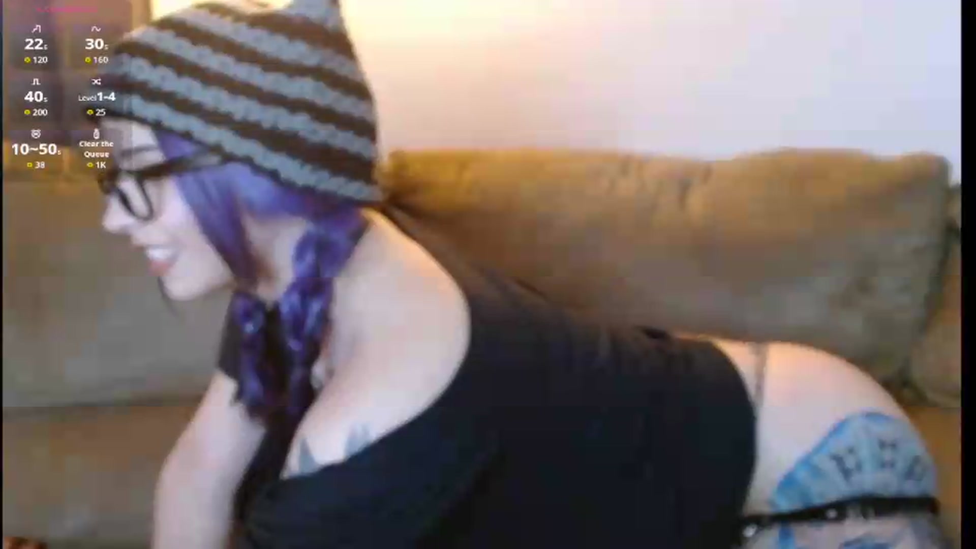 Gallery image thumbnail from Dilfhunter's myfreecams stream on, 07/12/2026, 18:25 image 13 of 20