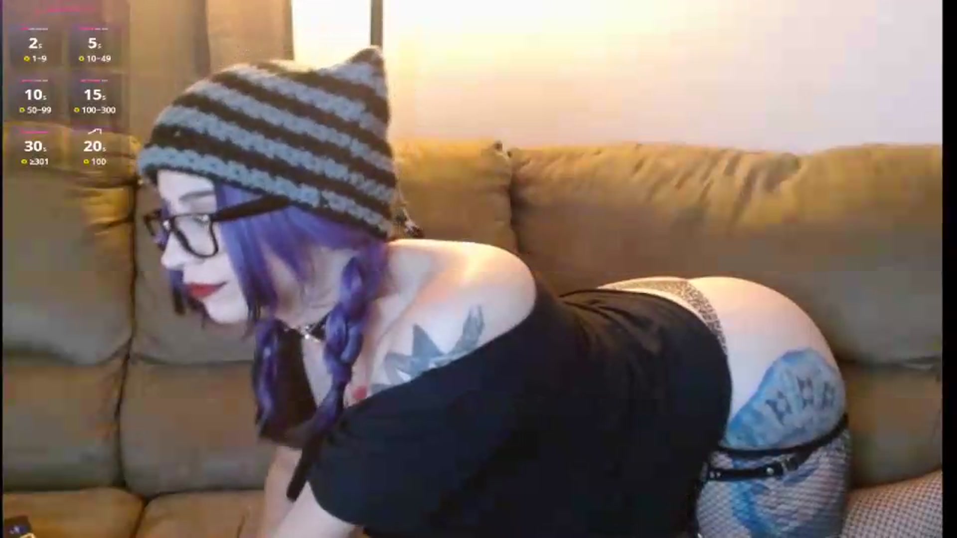 Gallery image thumbnail from Dilfhunter's myfreecams stream on, 07/15/2026, 19:44 image 7 of 20