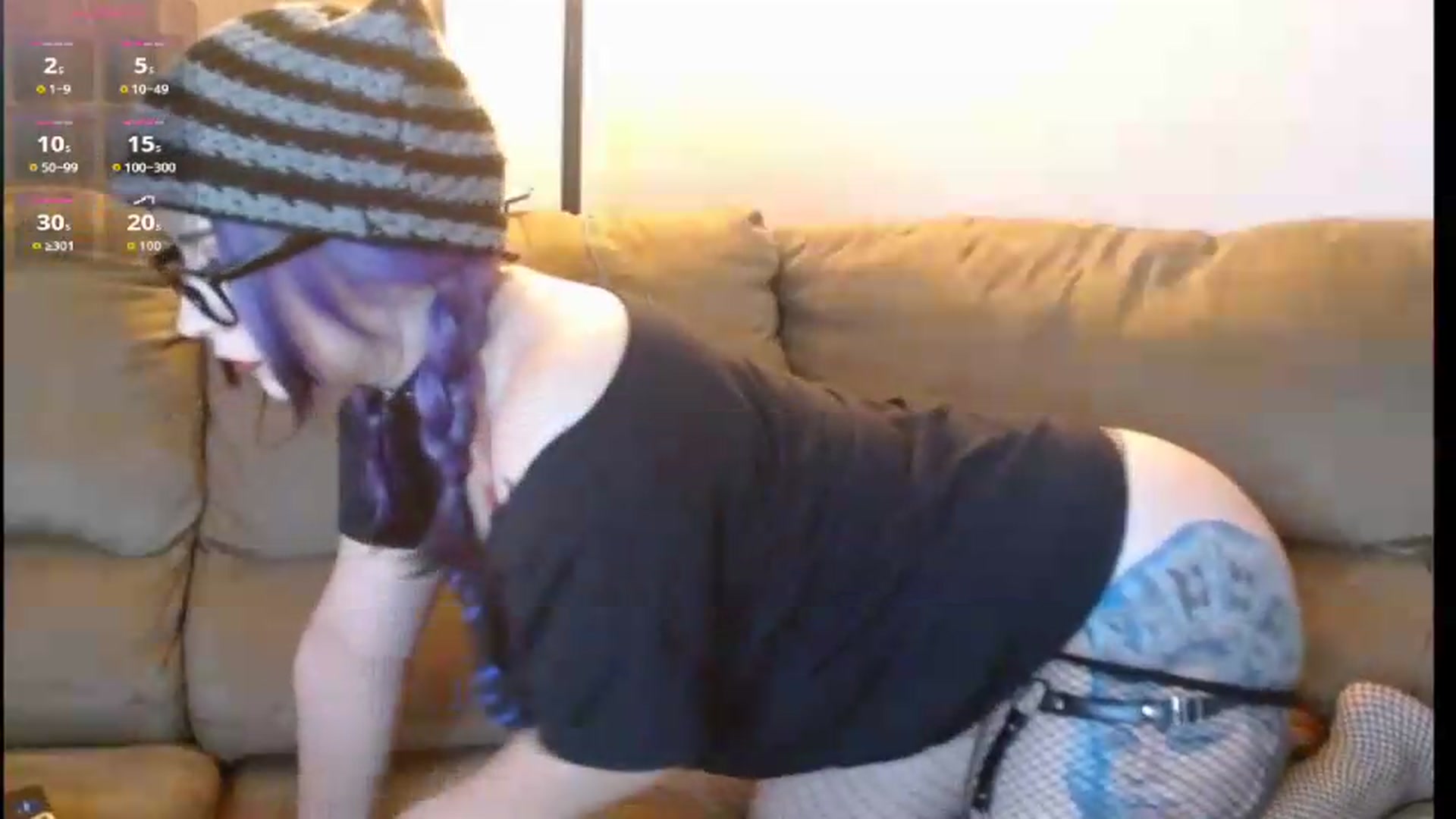 Gallery image thumbnail from Dilfhunter's myfreecams stream on, 07/15/2026, 19:44 image 4 of 20