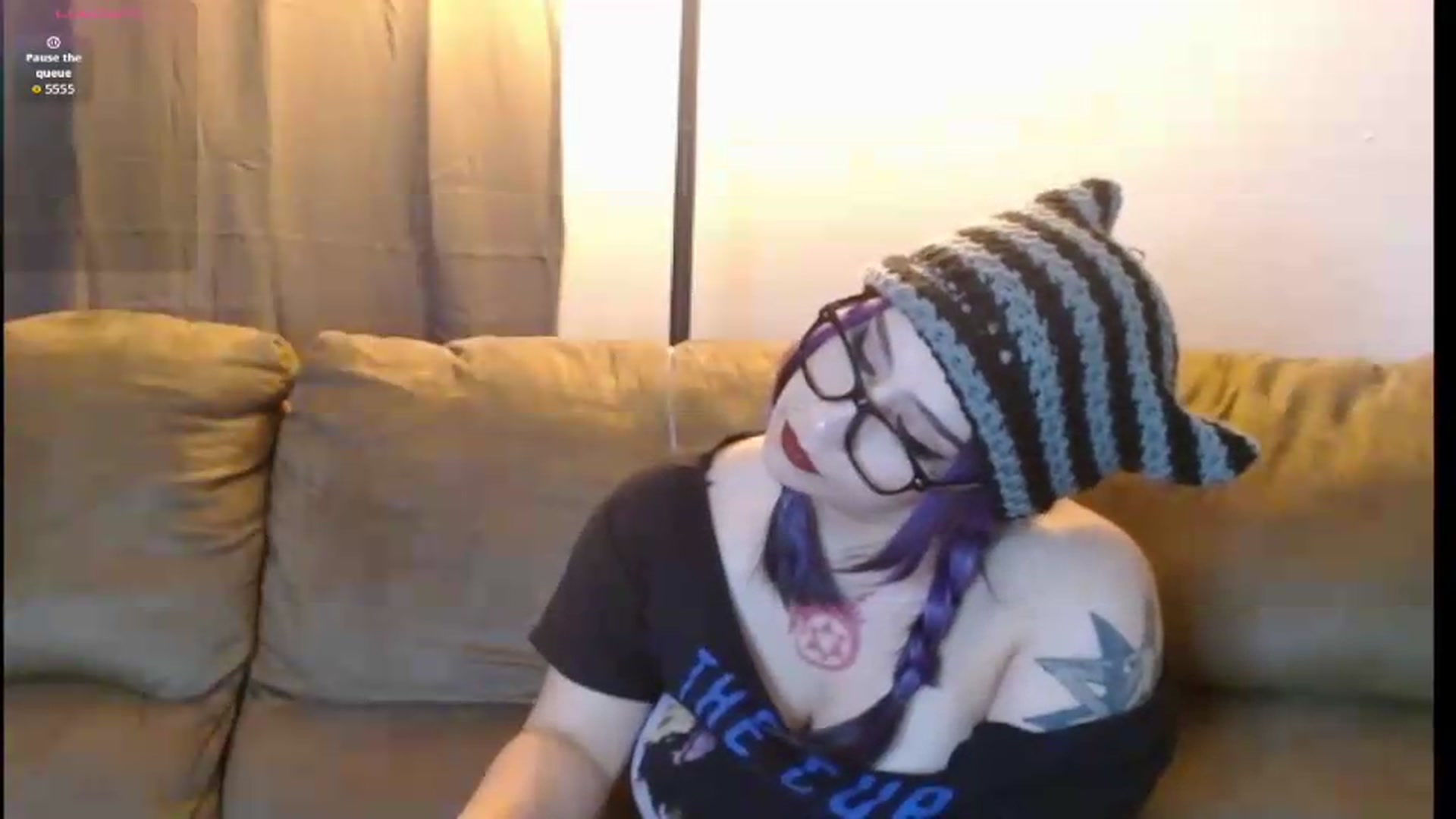 Gallery image thumbnail from Dilfhunter's myfreecams stream on, 07/15/2026, 20:53 image 5 of 20