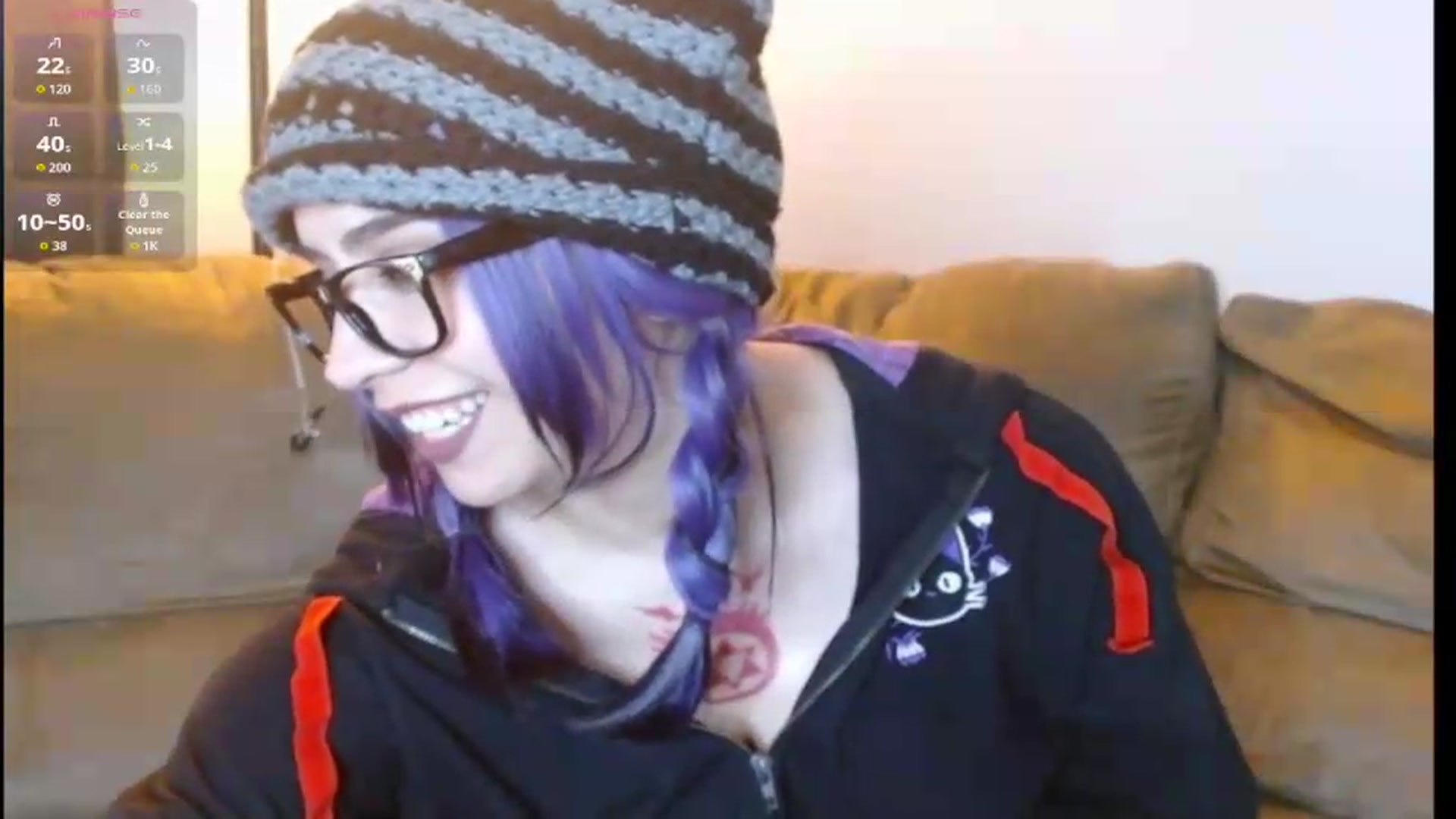 Gallery image thumbnail from Dilfhunter's myfreecams stream on, 07/17/2026, 19:44 image 3 of 20