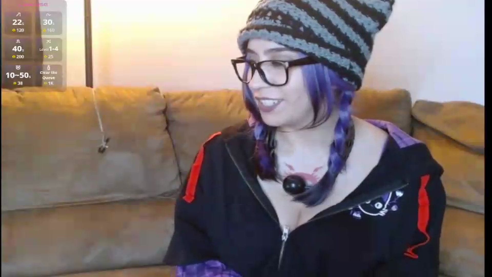 Gallery image thumbnail from Dilfhunter's myfreecams stream on, 07/17/2026, 19:44 image 10 of 20