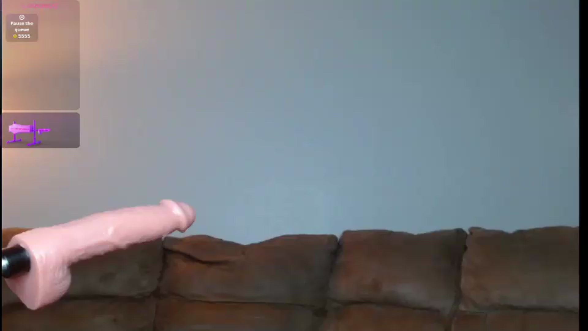 Gallery image thumbnail from Dilfhunter's myfreecams stream on, 07/19/2026, 21:11 image 17 of 20