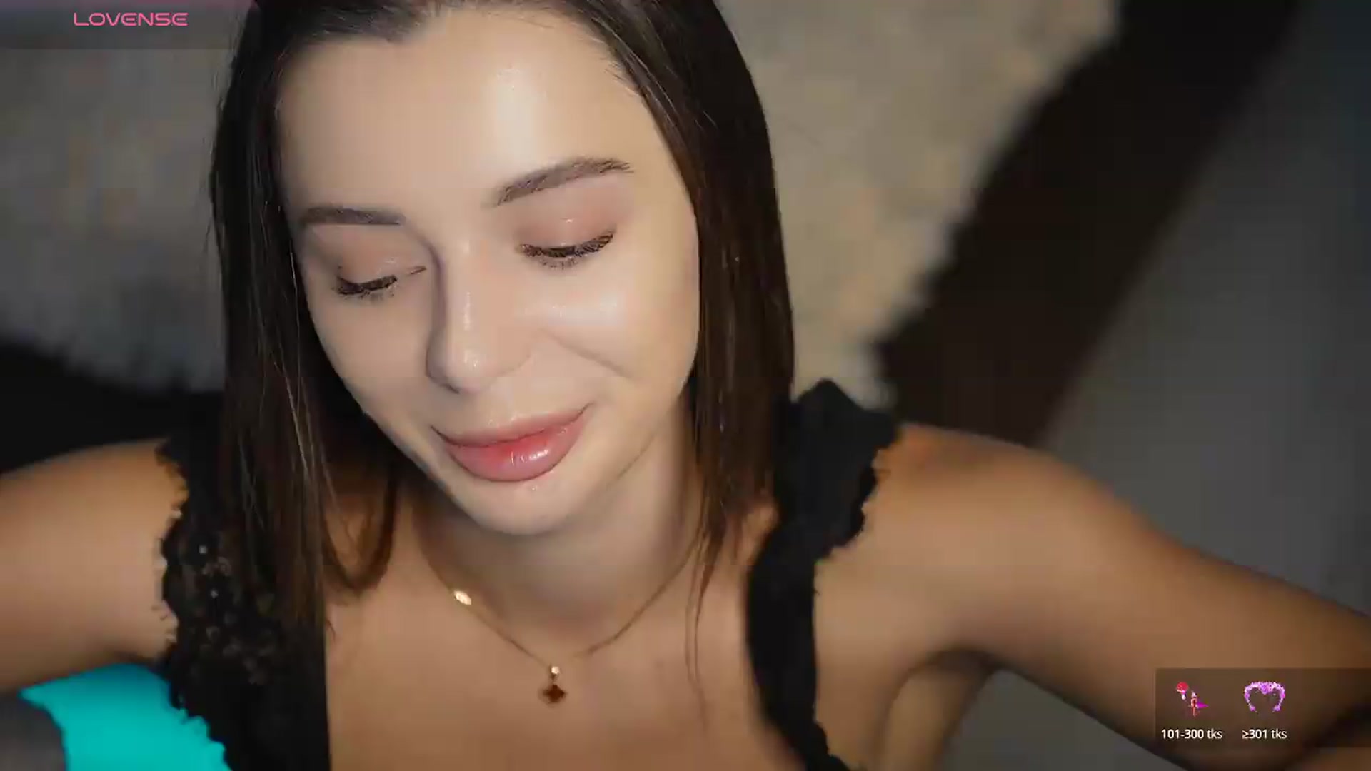 Gallery image thumbnail from DinaCandy's myfreecams stream on, 08/04/2026, 08:14 image 17 of 20