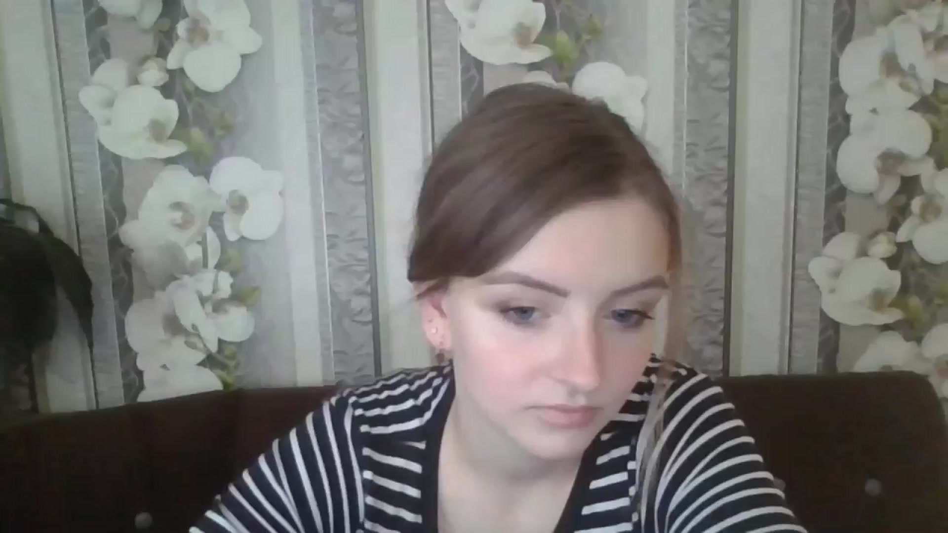 Gallery image thumbnail from DinaLennox's myfreecams stream on, 11/13/2025, 12:55 image 2 of 20