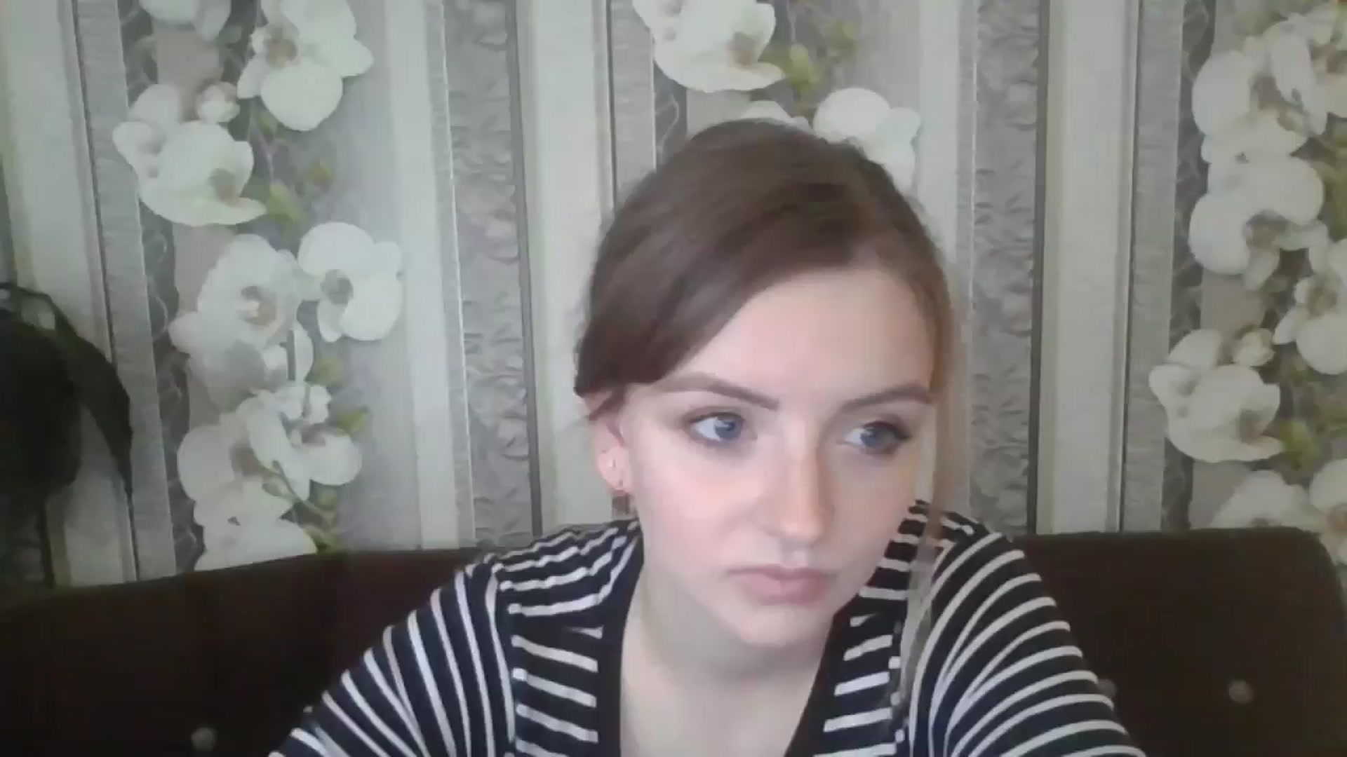 Gallery image thumbnail from DinaLennox's myfreecams stream on, 11/13/2025, 12:55 image 5 of 20