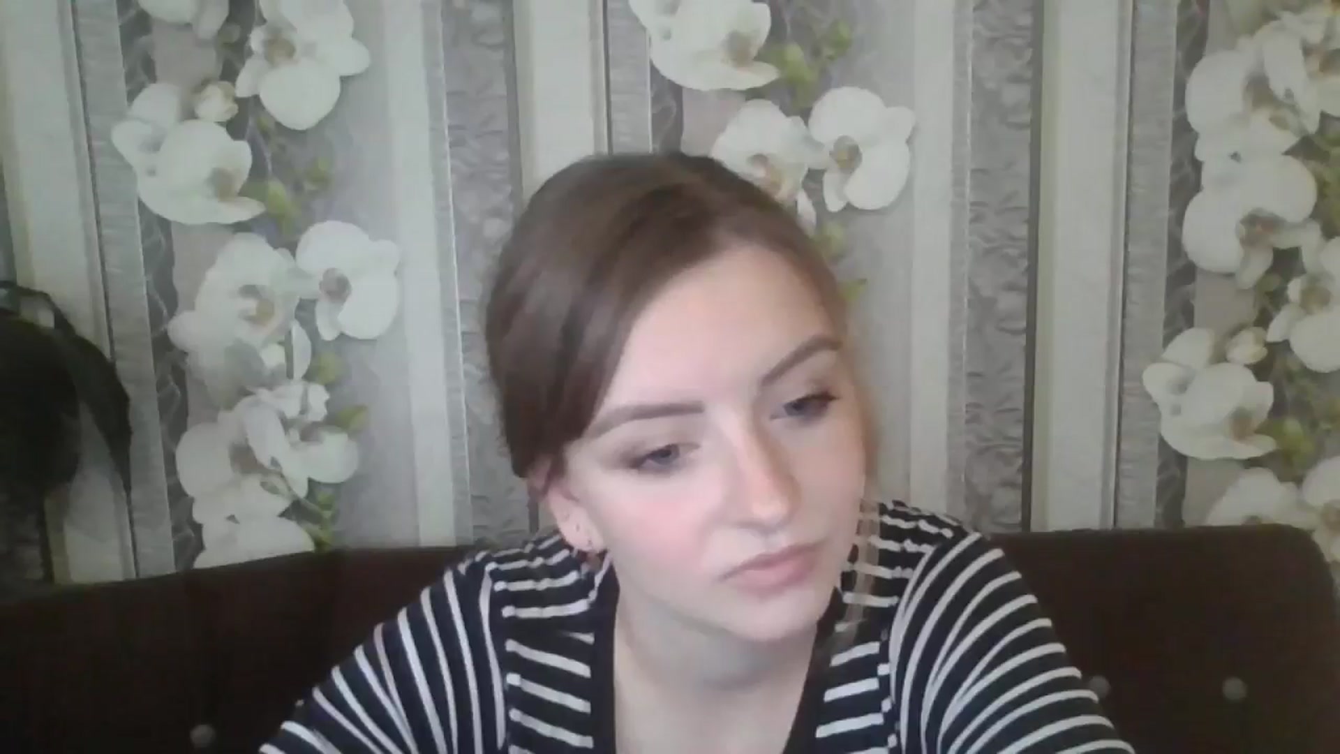 Gallery image thumbnail from DinaLennox's myfreecams stream on, 11/13/2025, 12:55 image 15 of 20