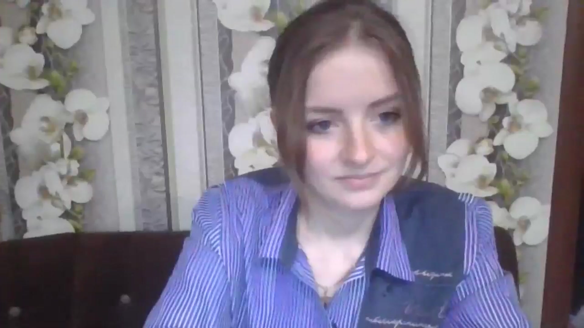 Gallery image thumbnail from DinaLennox's myfreecams stream on, 11/18/2025, 19:53 image 2 of 20