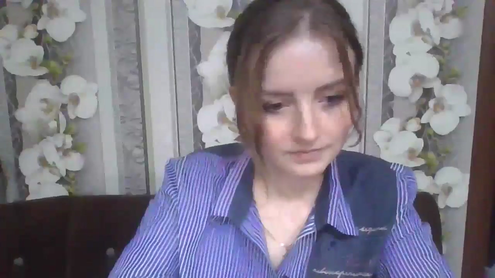 Gallery image thumbnail from DinaLennox's myfreecams stream on, 11/18/2025, 19:53 image 18 of 20