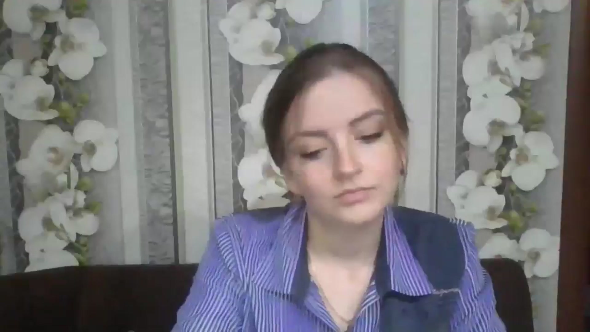 Gallery image thumbnail from DinaLennox's myfreecams stream on, 11/20/2025, 19:45 image 19 of 20