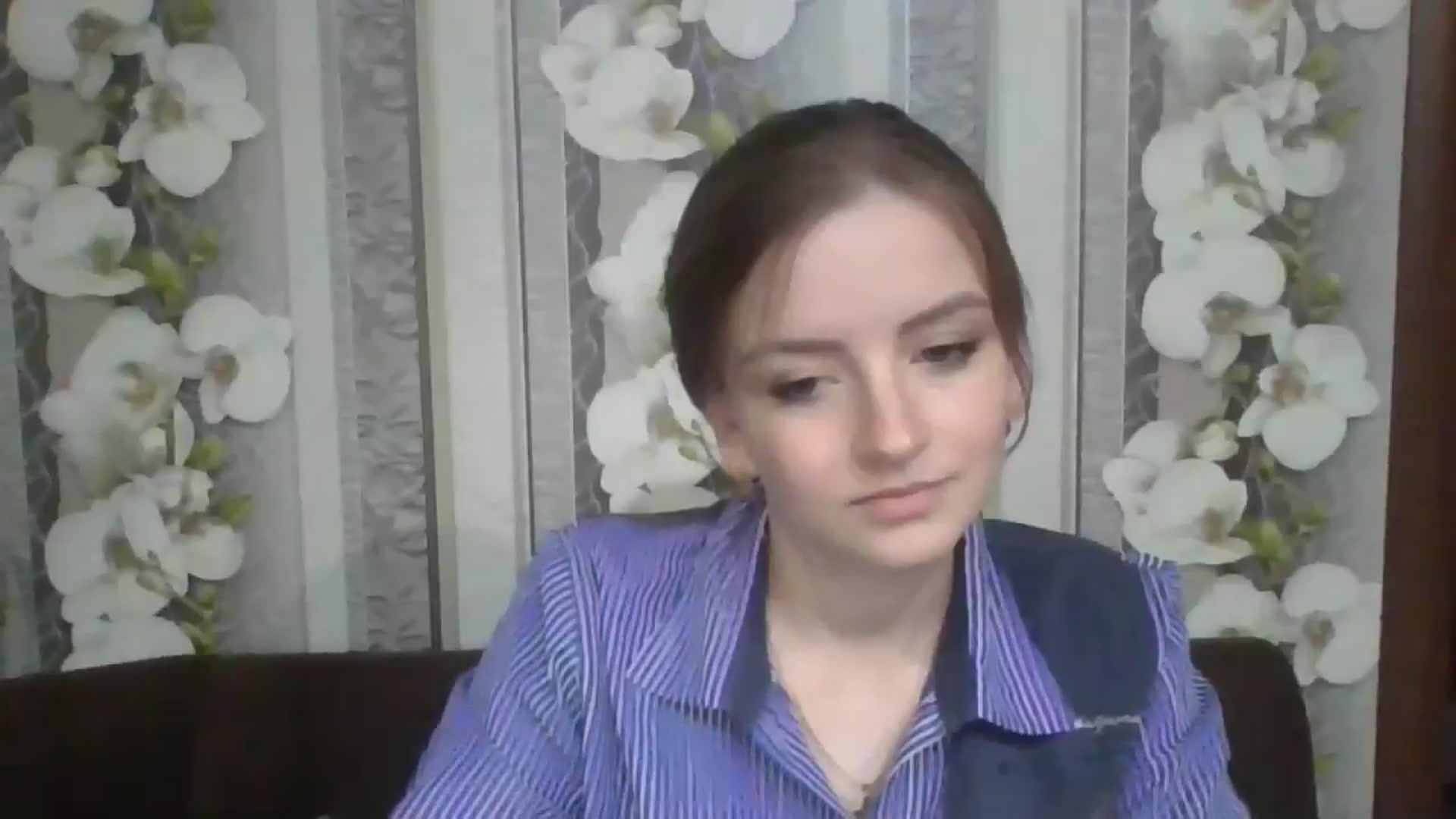 Gallery image thumbnail from DinaLennox's myfreecams stream on, 11/20/2025, 19:45 image 18 of 20