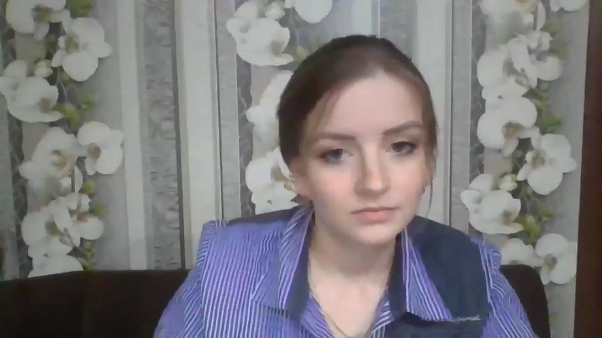 Gallery image thumbnail from DinaLennox's myfreecams stream on, 11/20/2025, 19:45 image 8 of 20