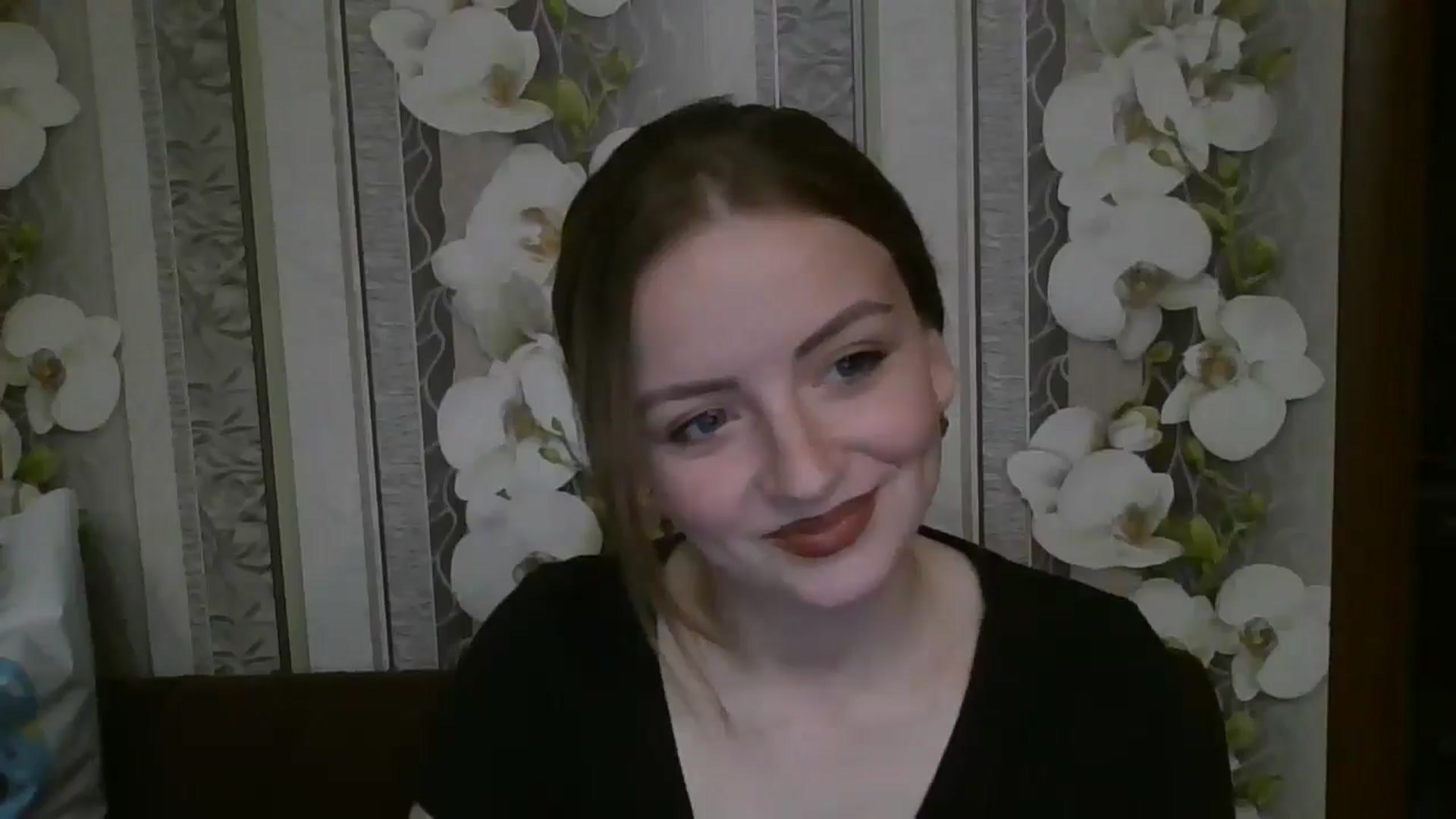Gallery image thumbnail from DinaLennox's myfreecams stream on, 12/27/2025, 15:24 image 13 of 20