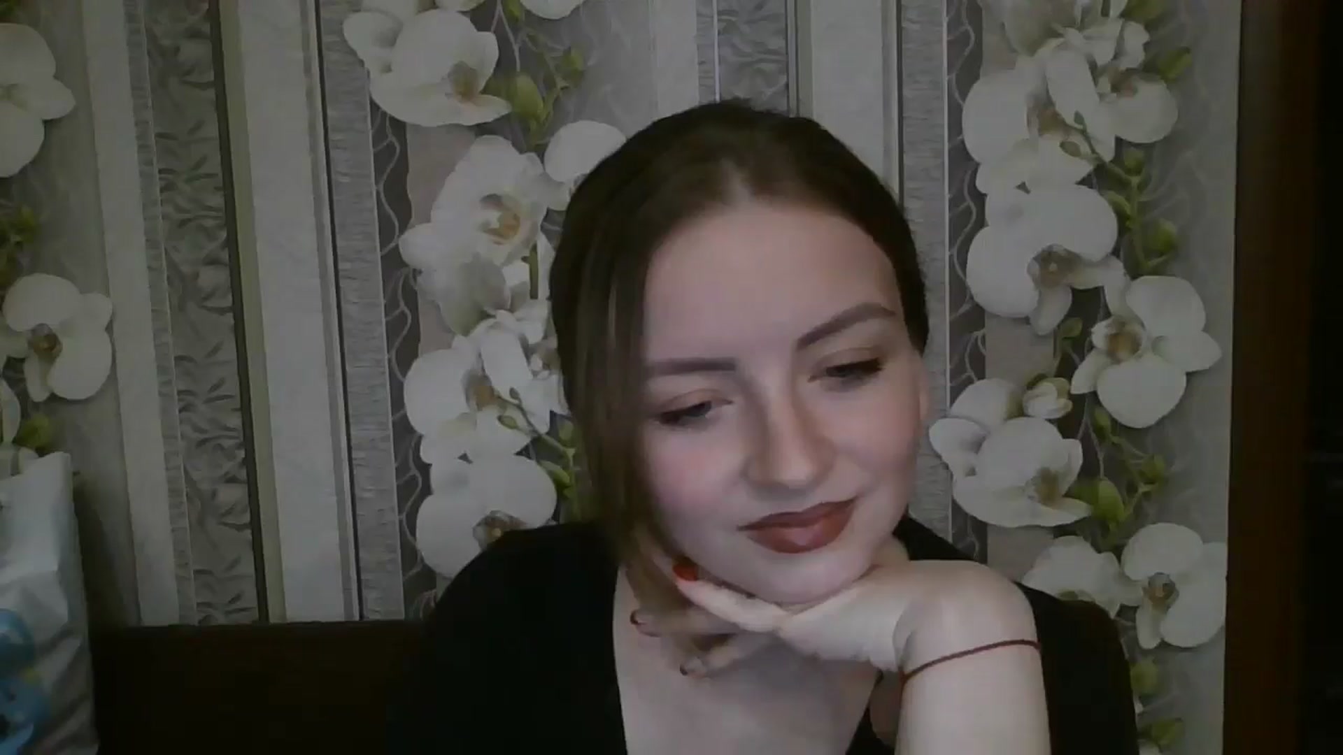 Gallery image thumbnail from DinaLennox's myfreecams stream on, 12/27/2025, 15:24 image 12 of 20