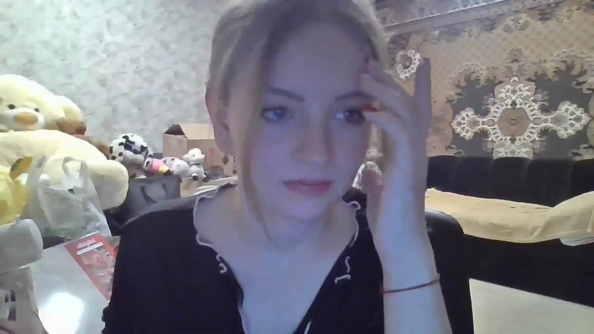 Gallery image thumbnail from DinaLennox's myfreecams stream on, 01/01/2026, 18:33 image 19 of 20